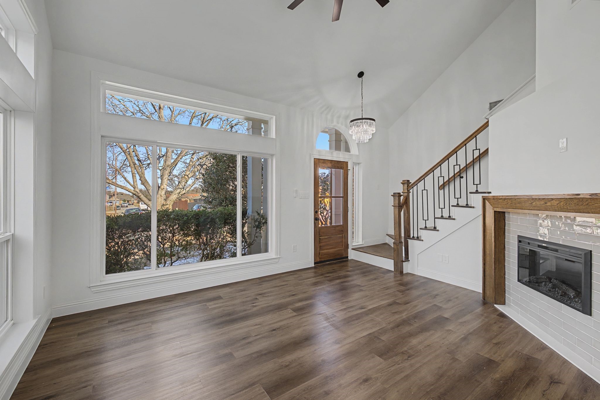 5956 Hilltop Drive