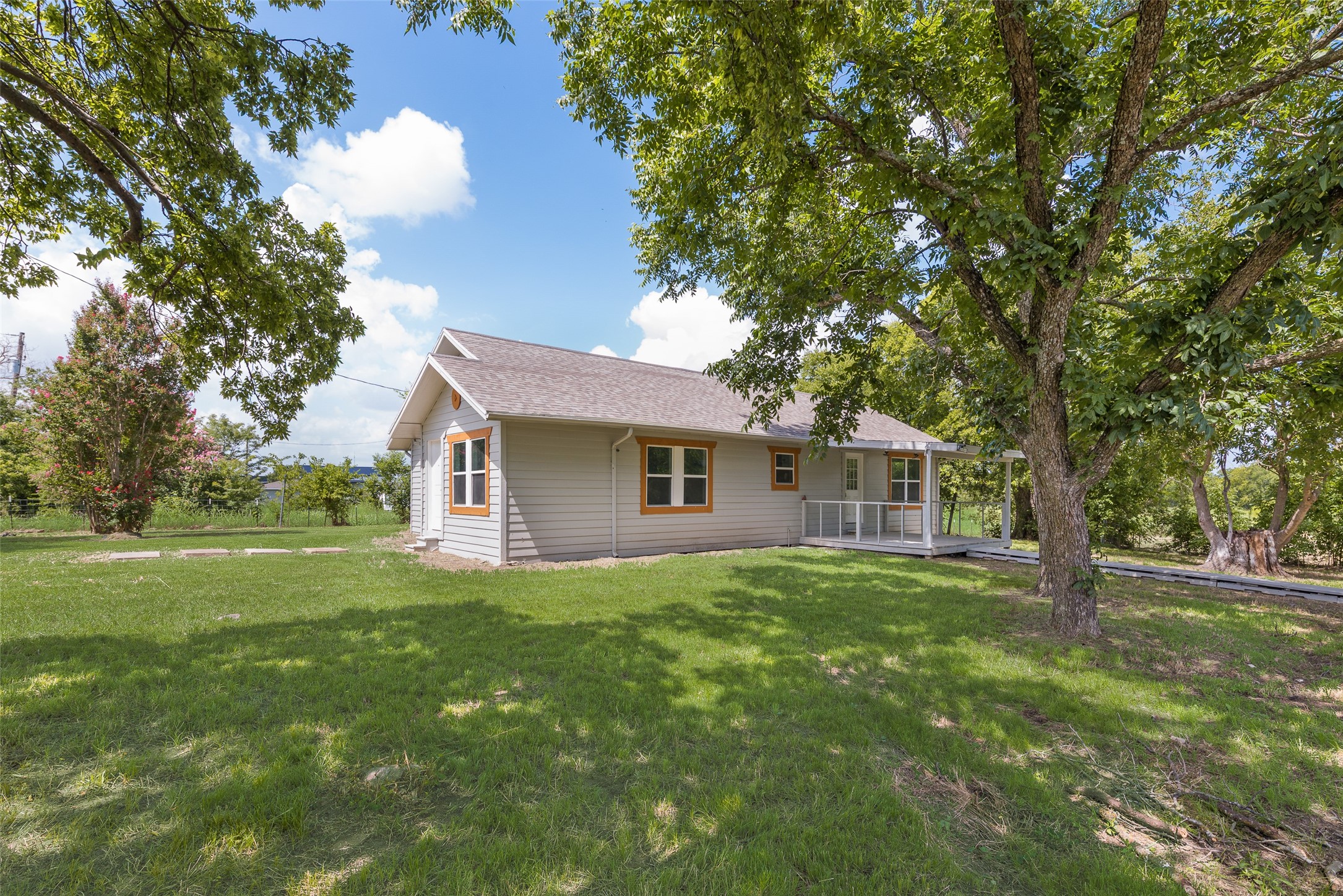 8041 County Road 2584