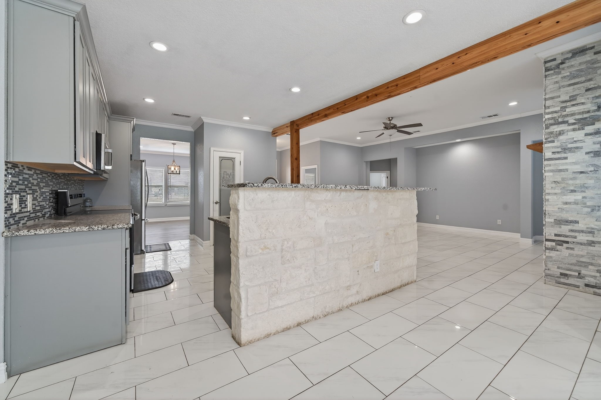 9325 County Road 4074