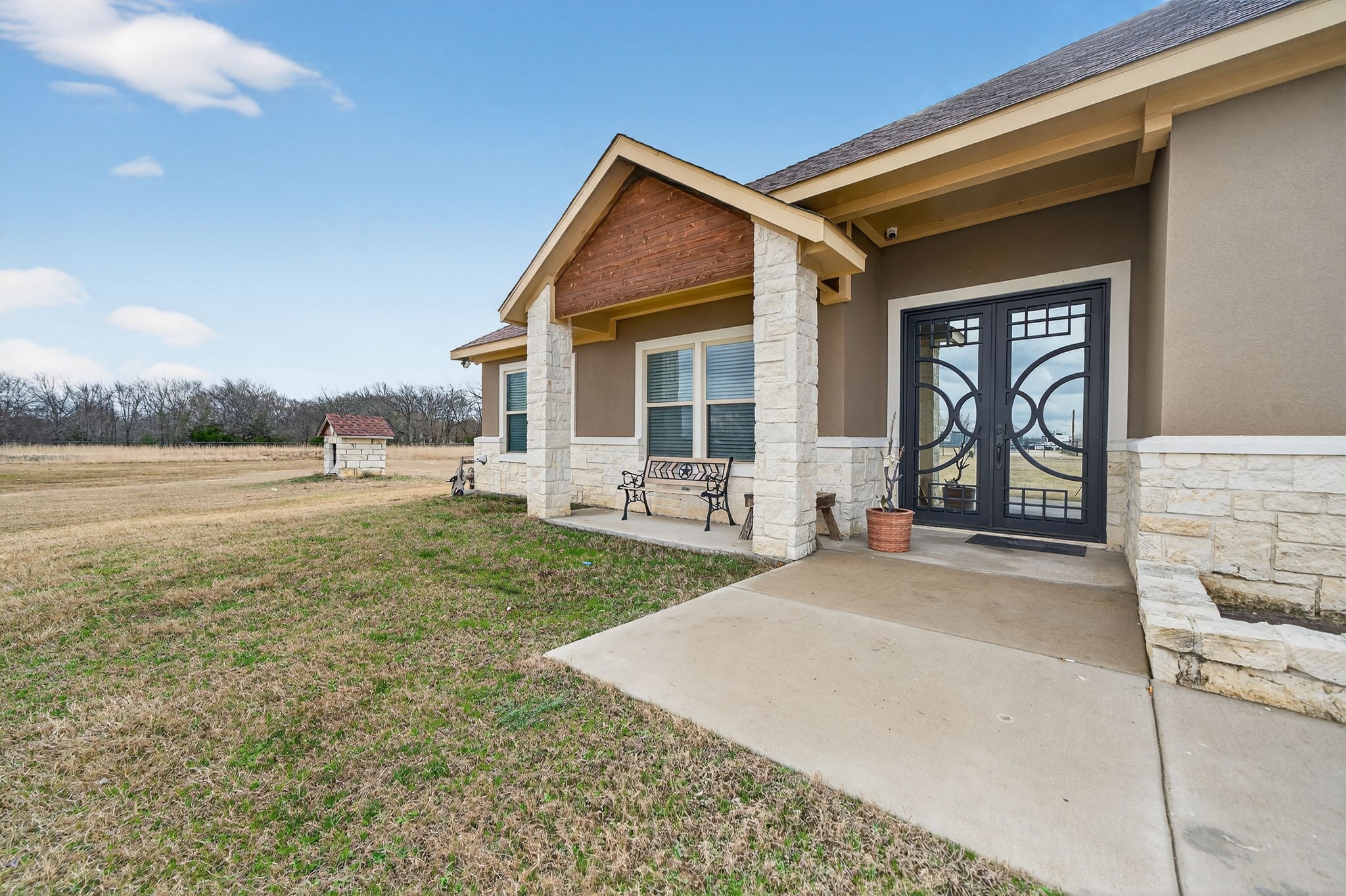 9325 County Road 4074