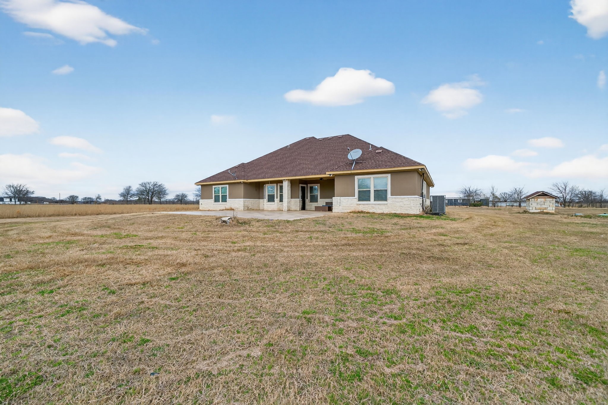 9325 County Road 4074
