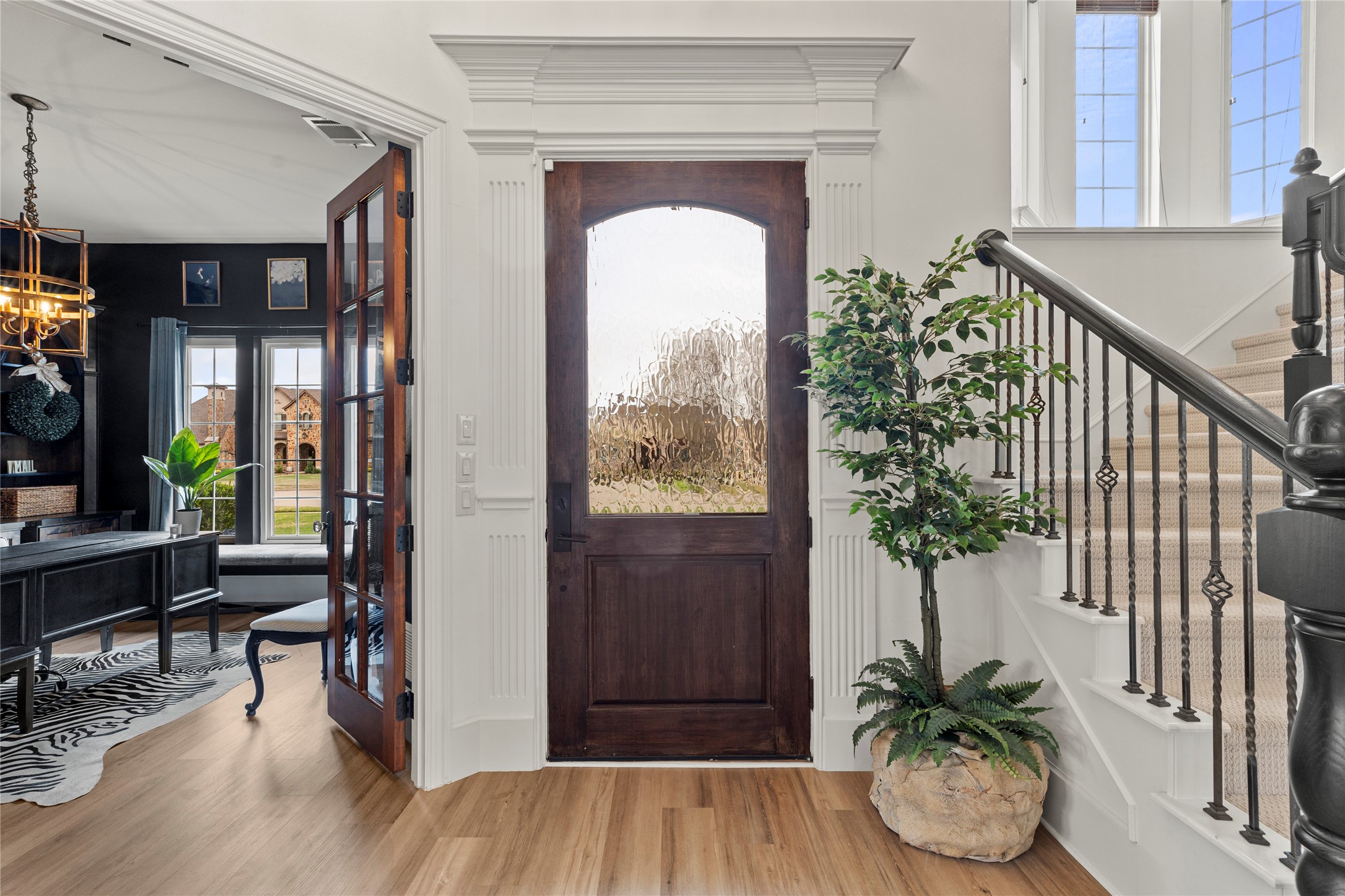 399 Wyndemere Boulevard