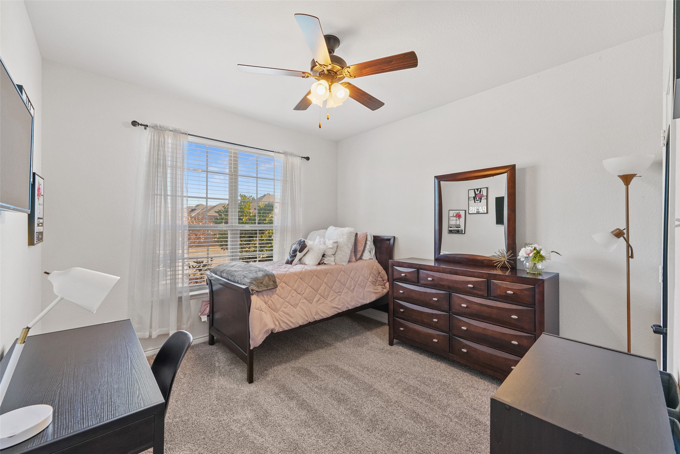 3215 Larkin Lane