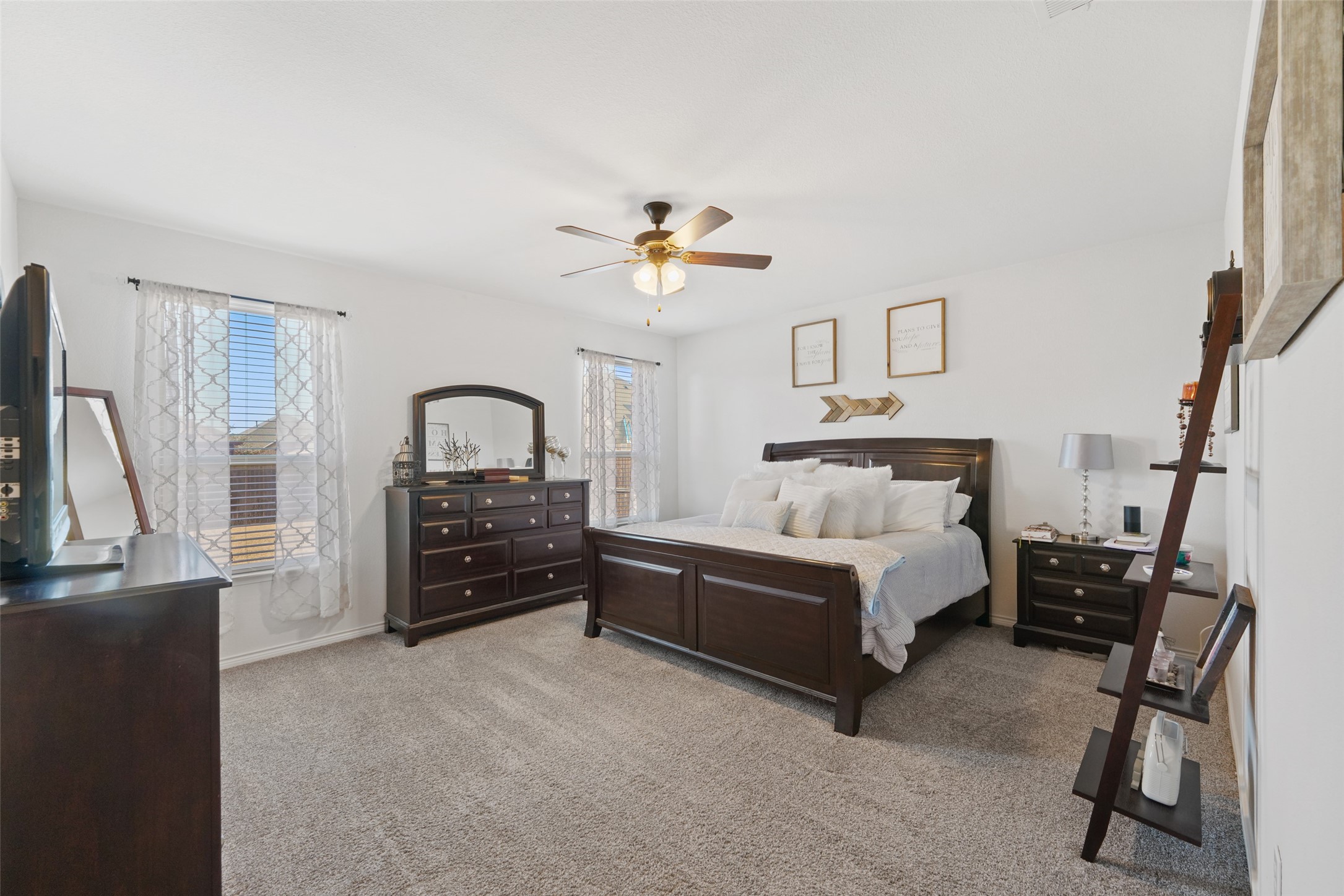 3215 Larkin Lane