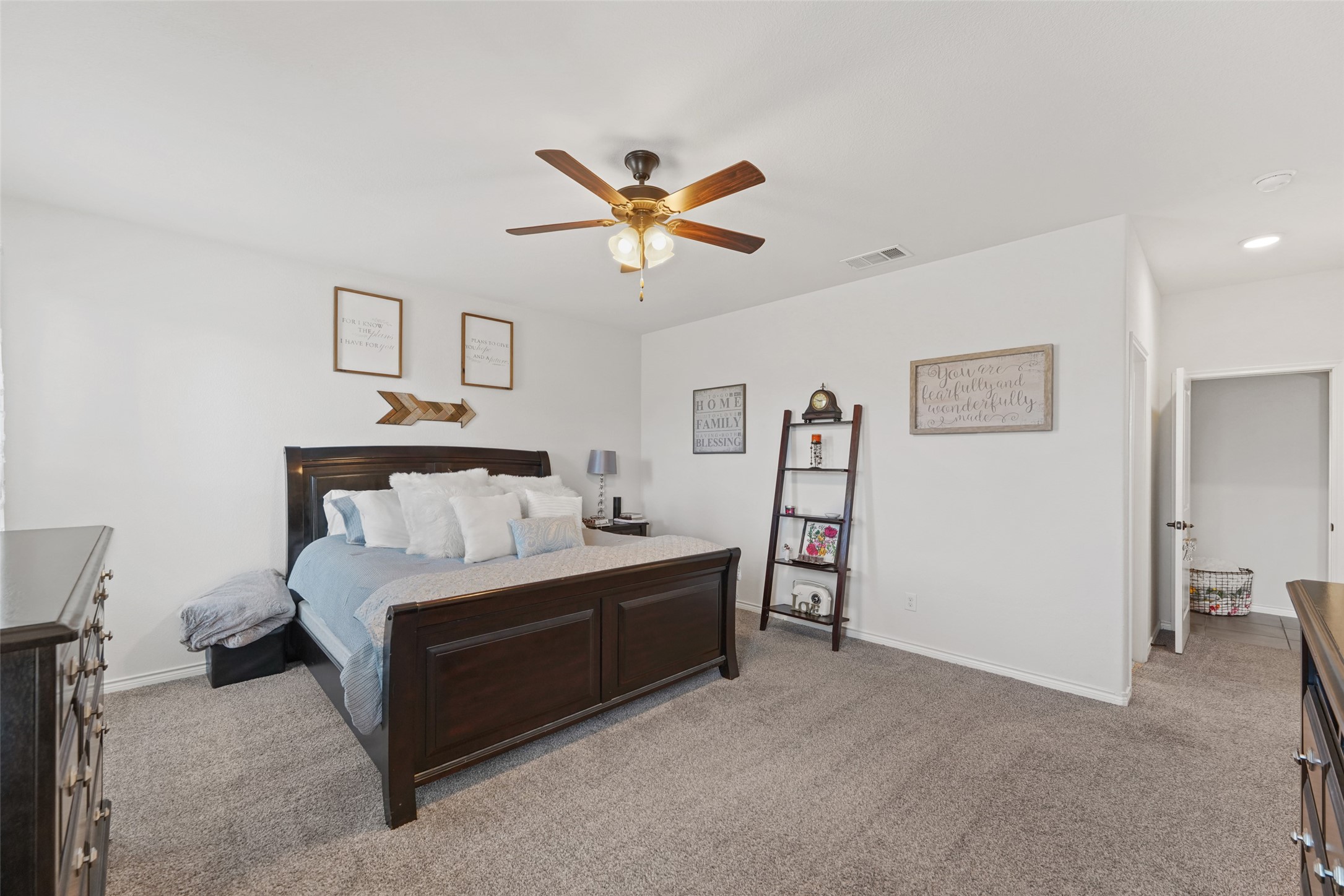 3215 Larkin Lane