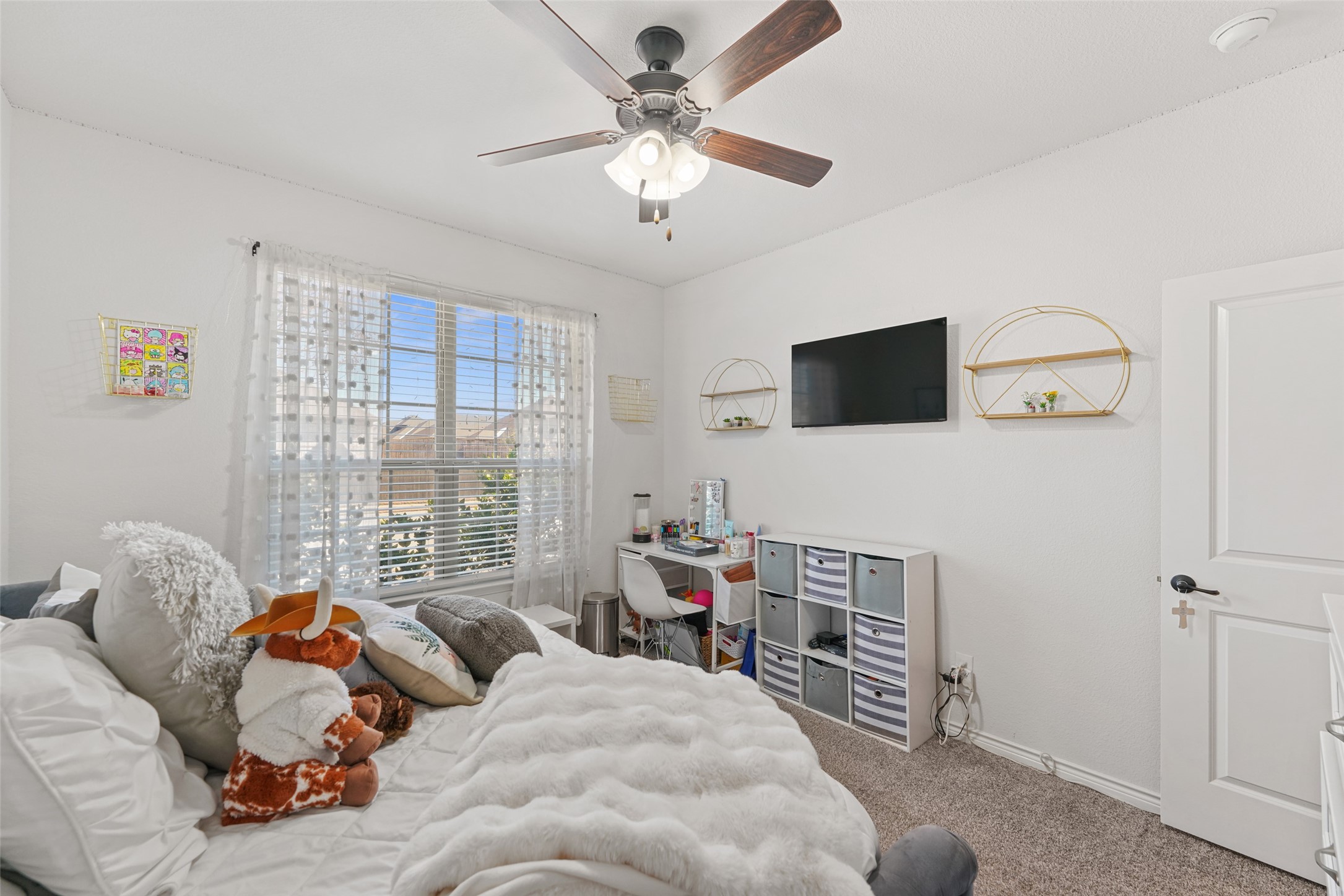 3215 Larkin Lane
