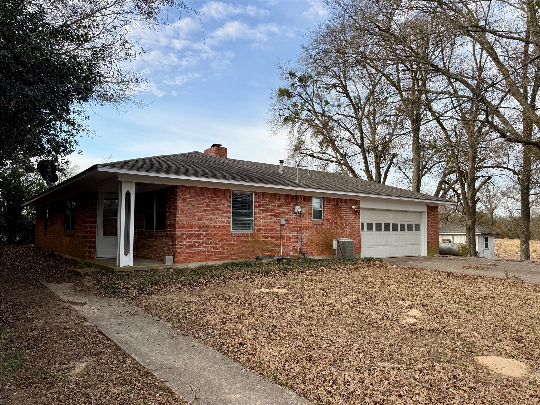 1202 S State Highway 19