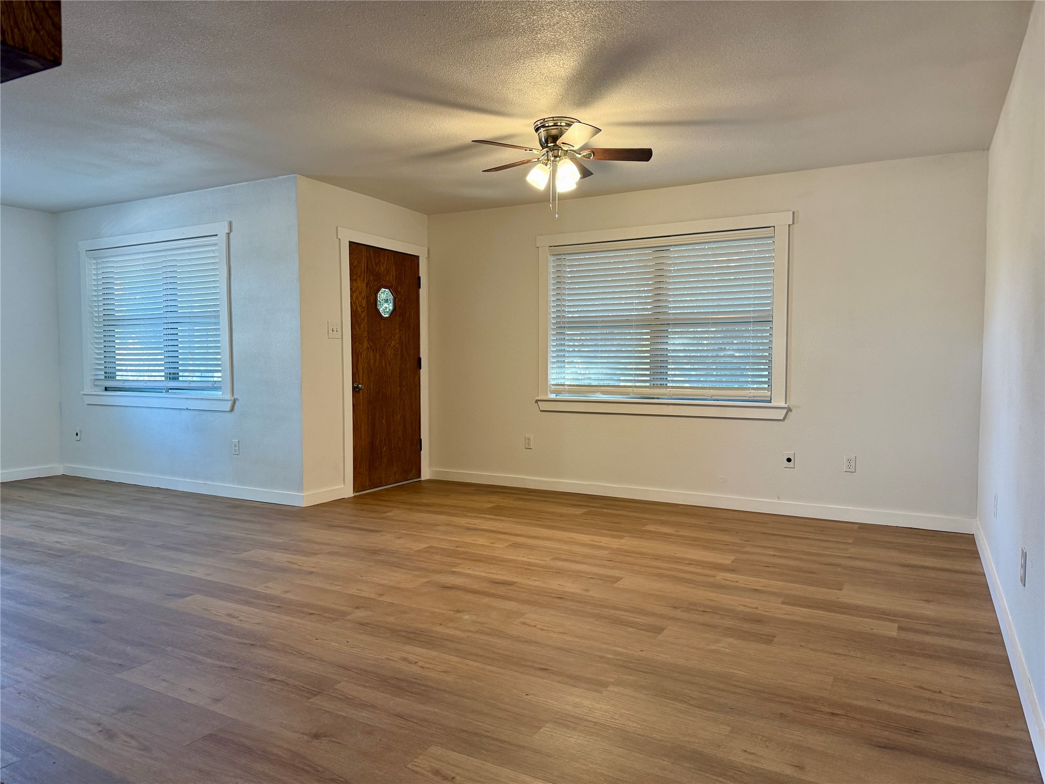 1202 S State Highway 19