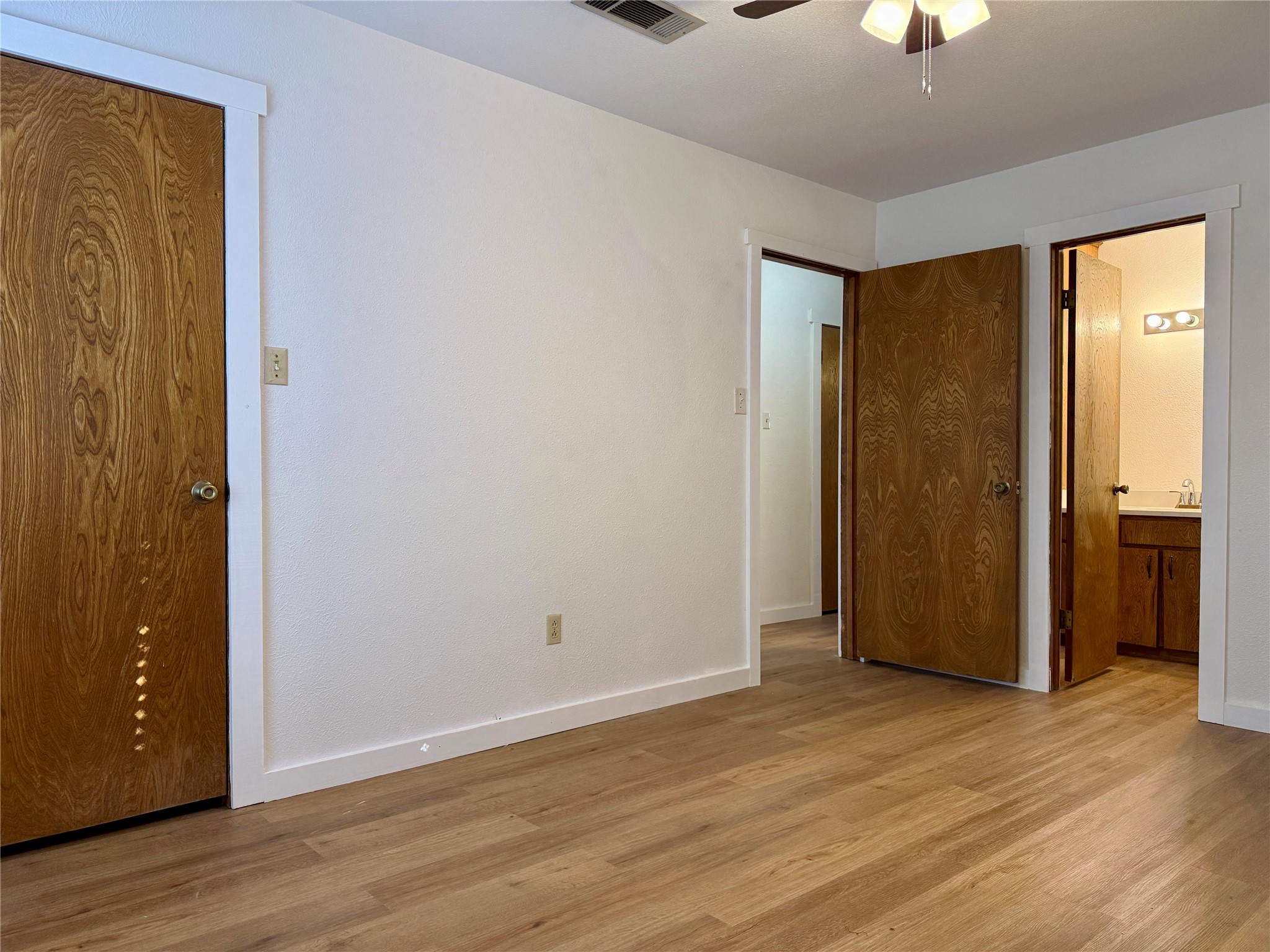 1202 S State Highway 19