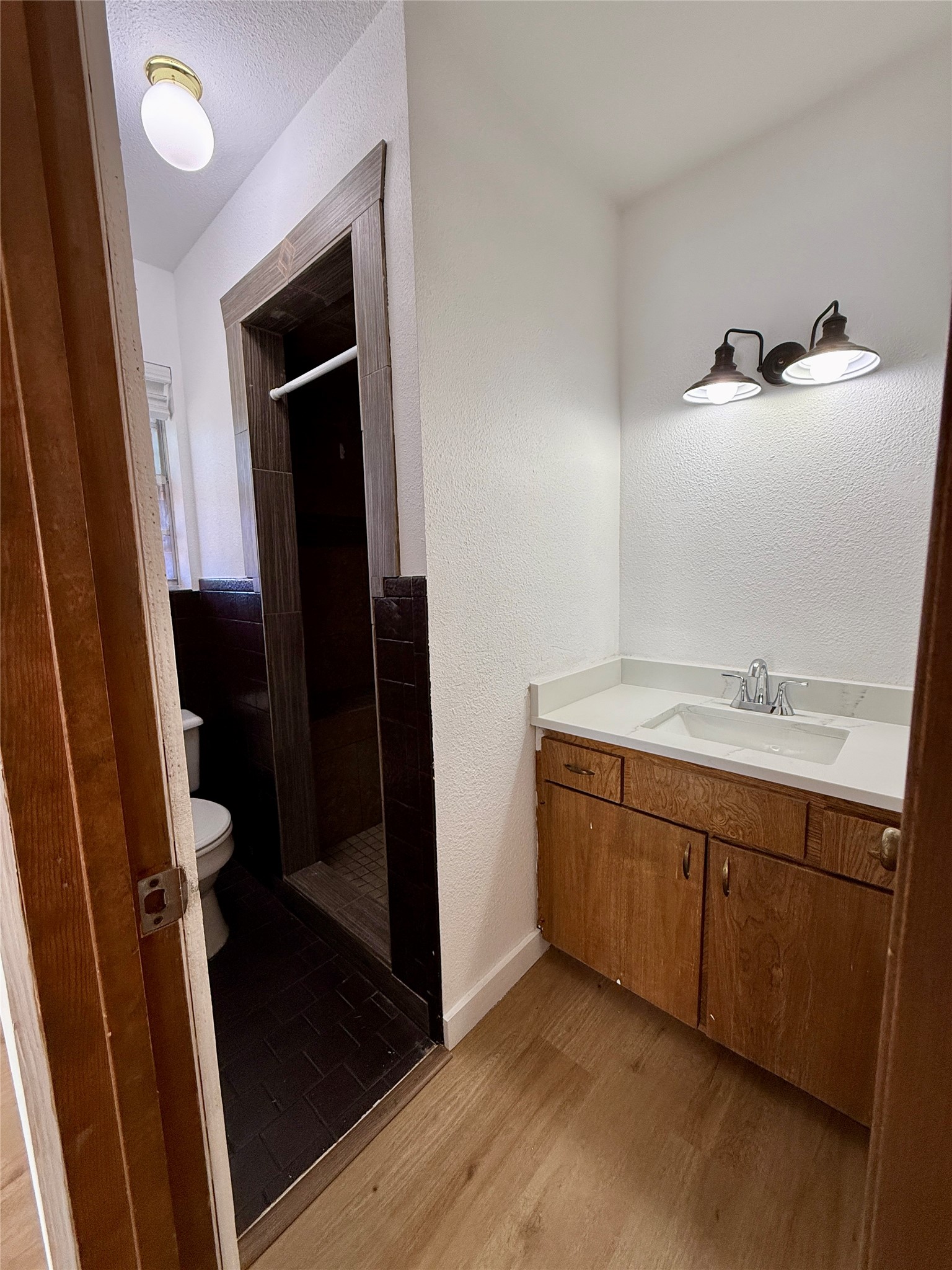 1202 S State Highway 19