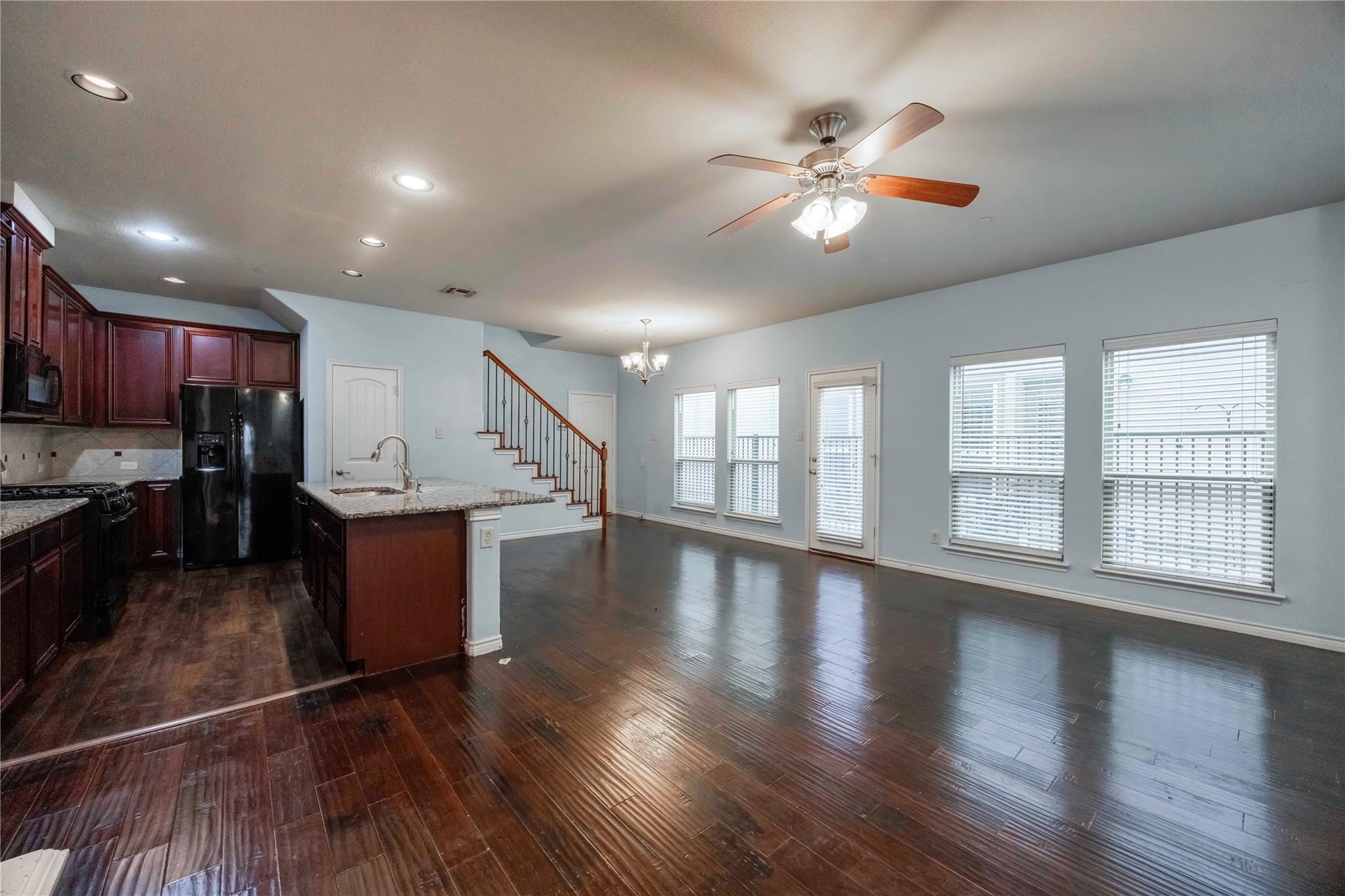 8901 Whitehead Street