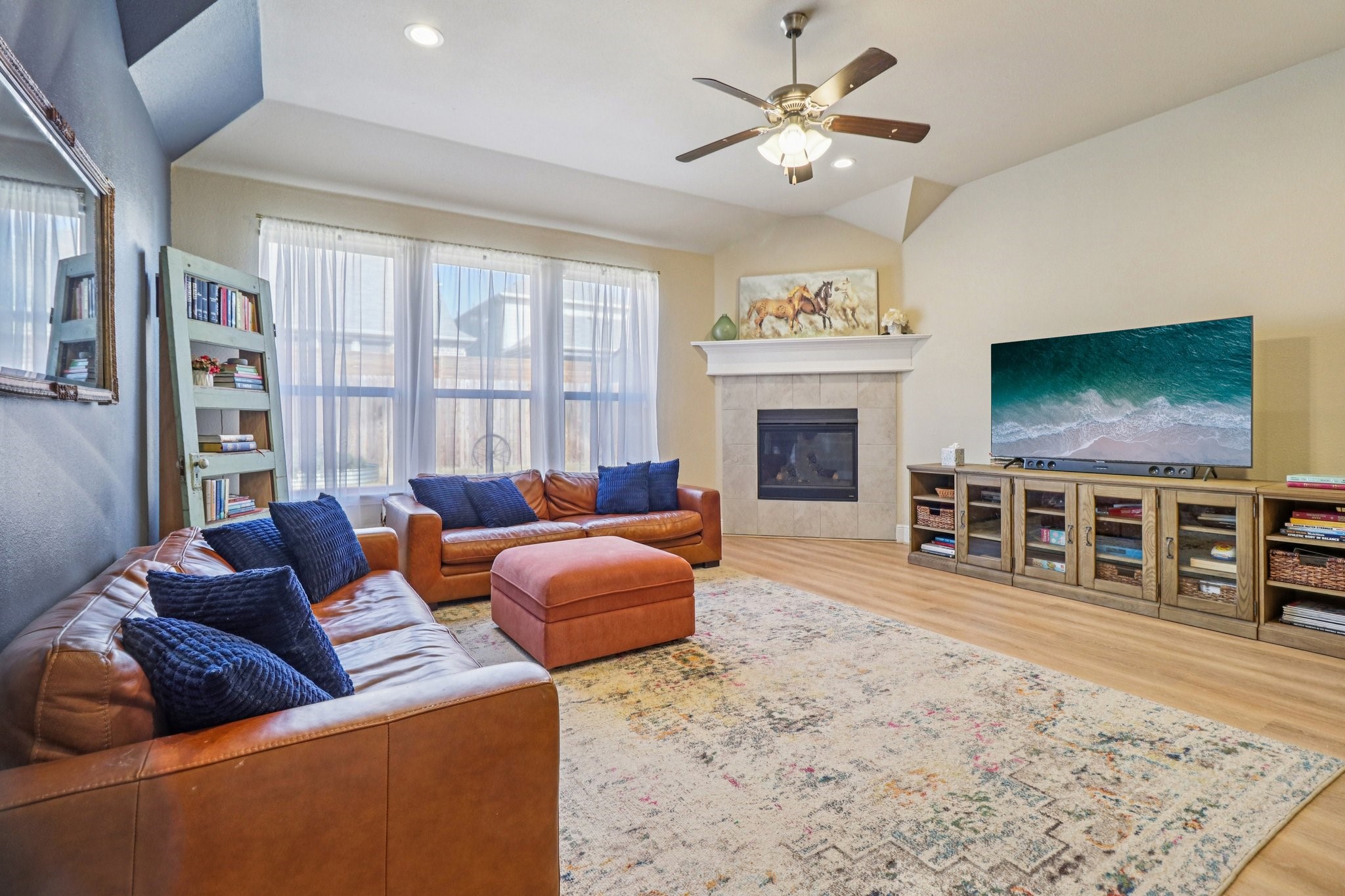 5616 Broad Bay Lane