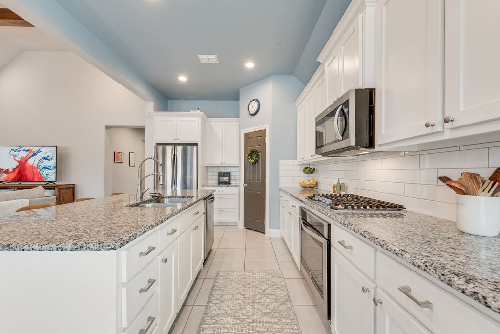 1635 Nancy Drive
