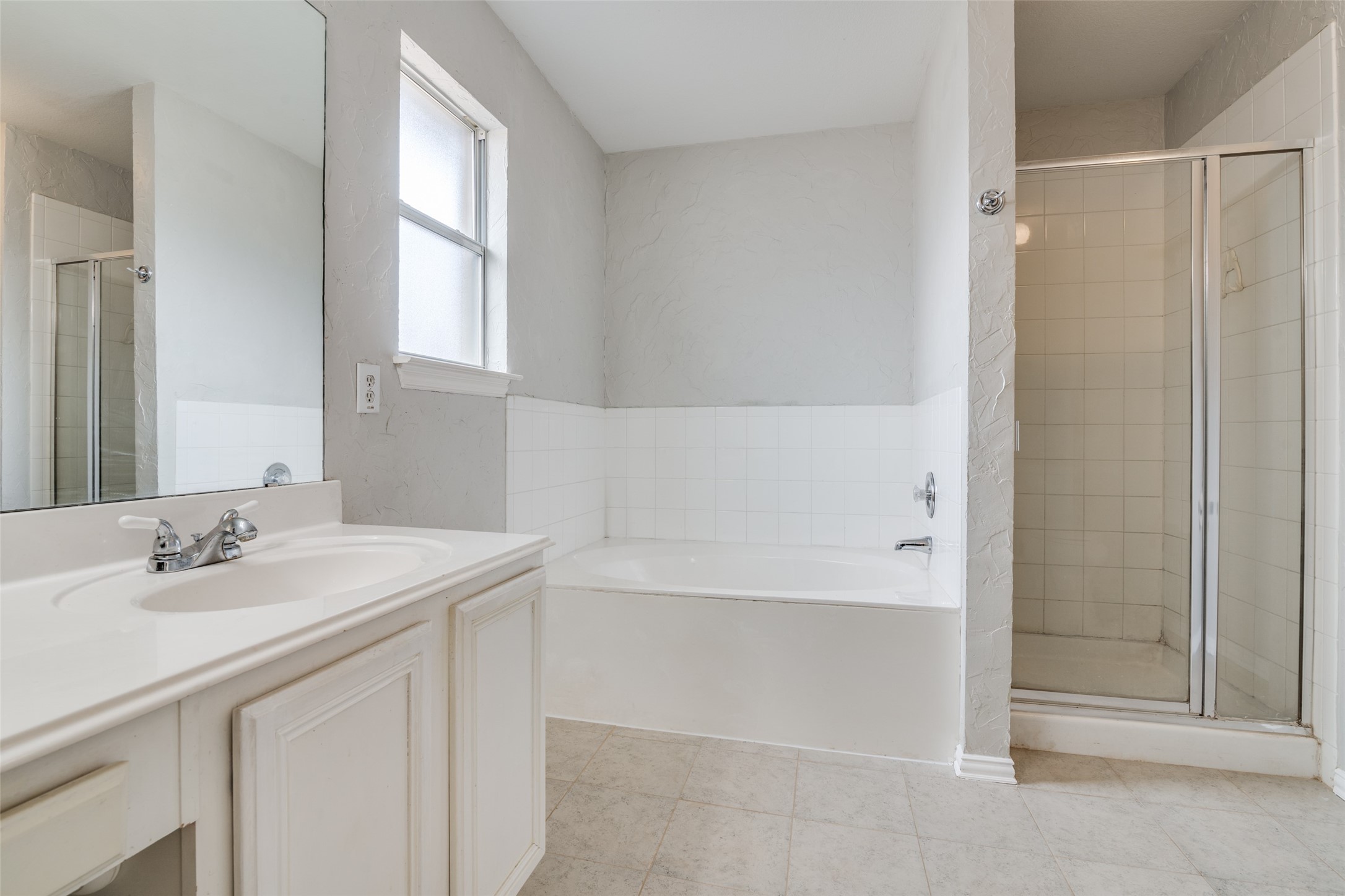 510 Bending Oaks Trail