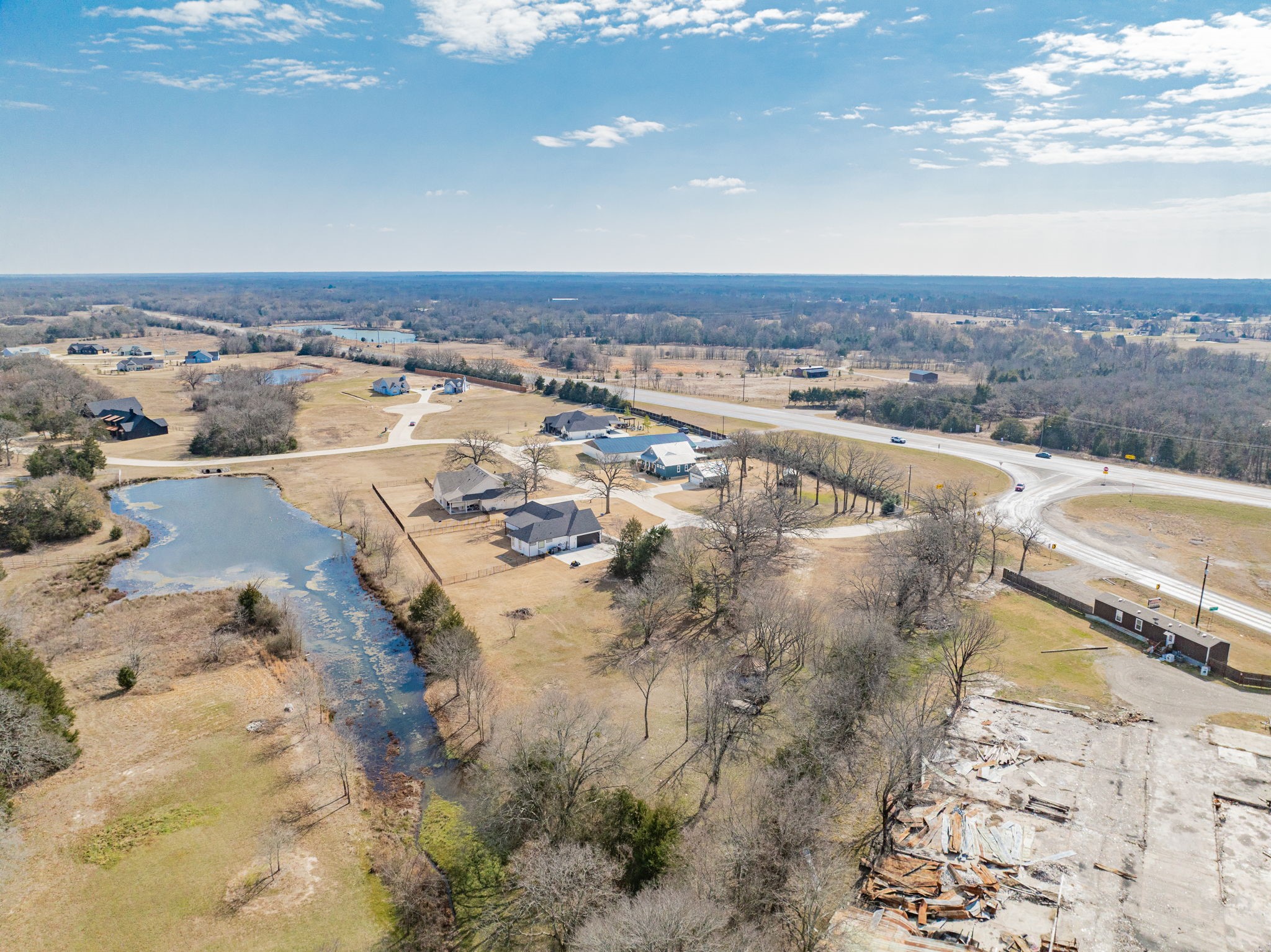 1015 Oak Trail