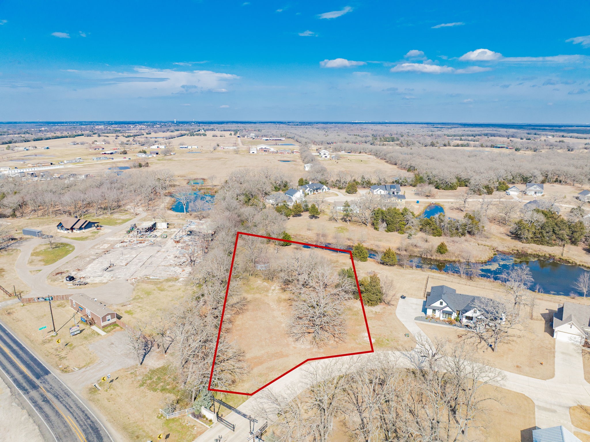 1015 Oak Trail