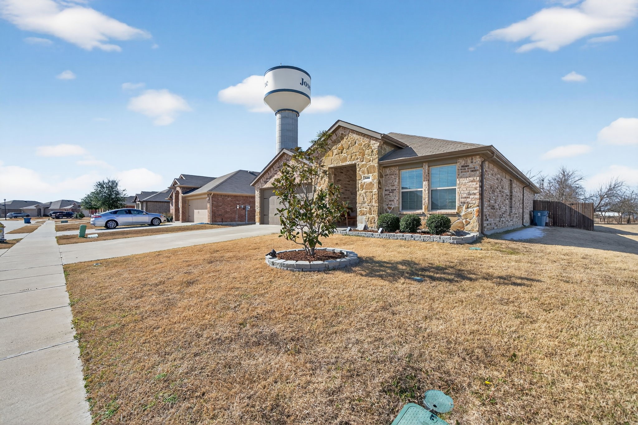 800 Rustic Way