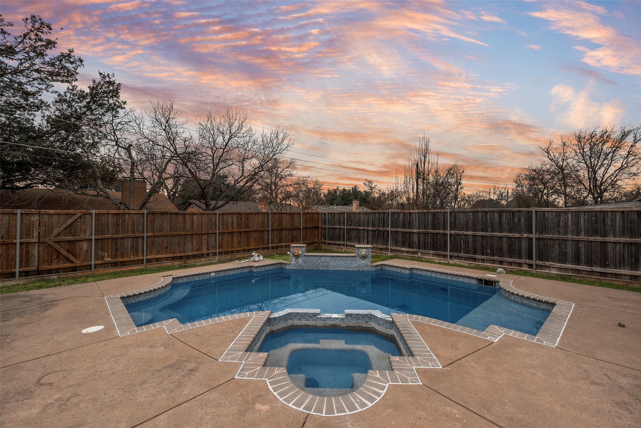 713 Kindred Lane