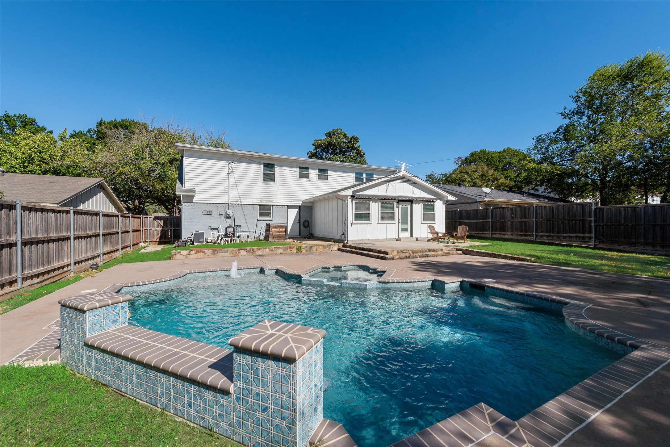 713 Kindred Lane