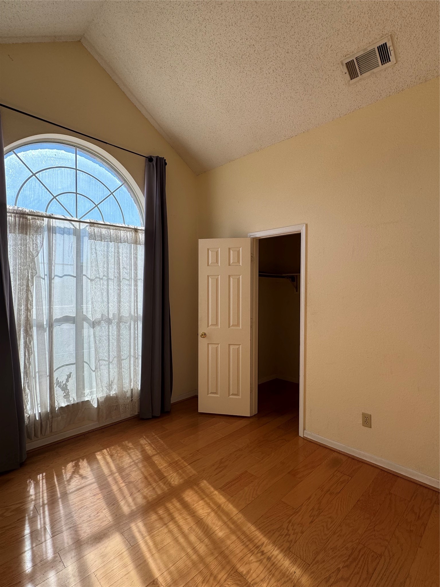 2304 Foothill Road