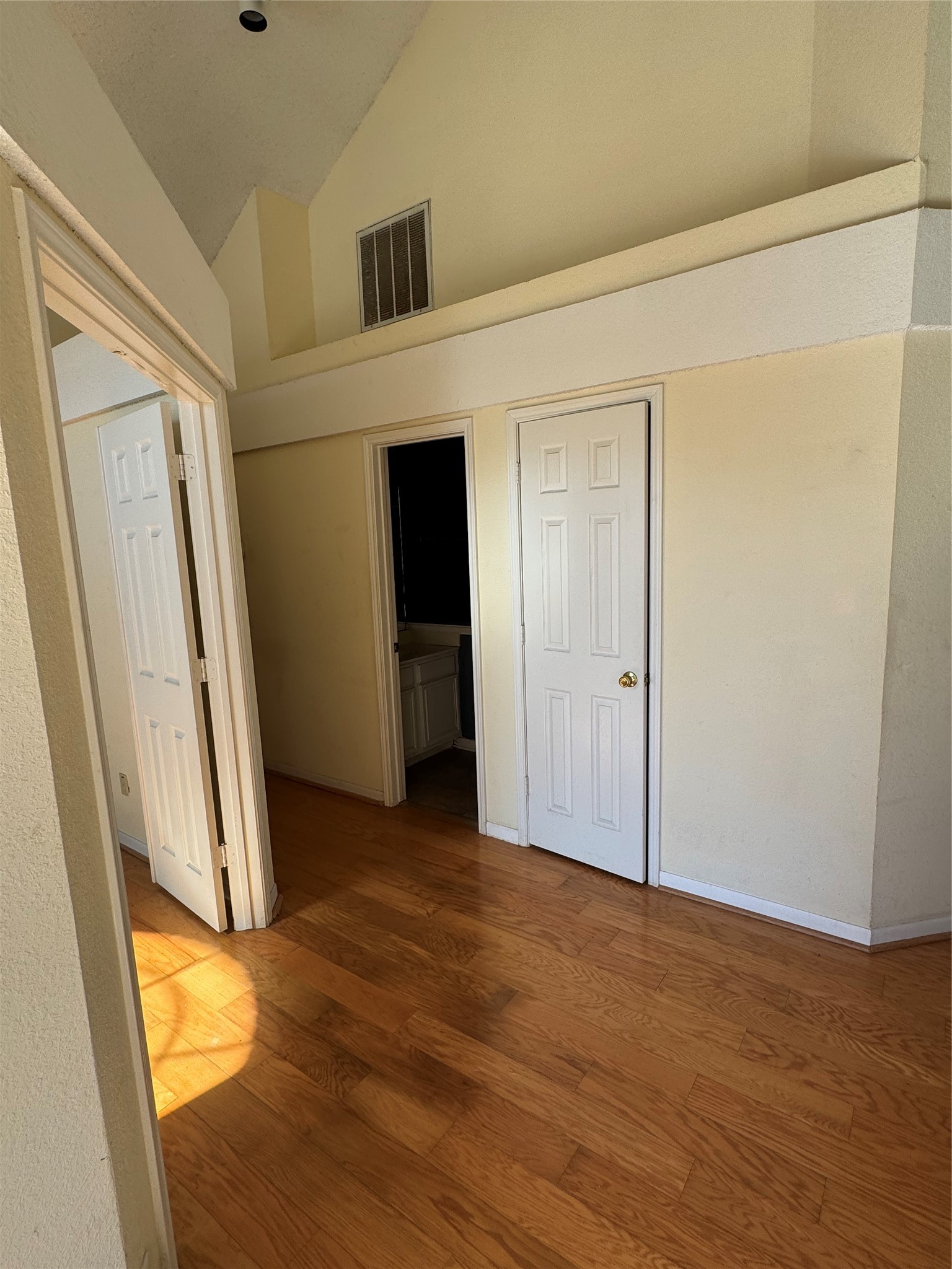 2304 Foothill Road