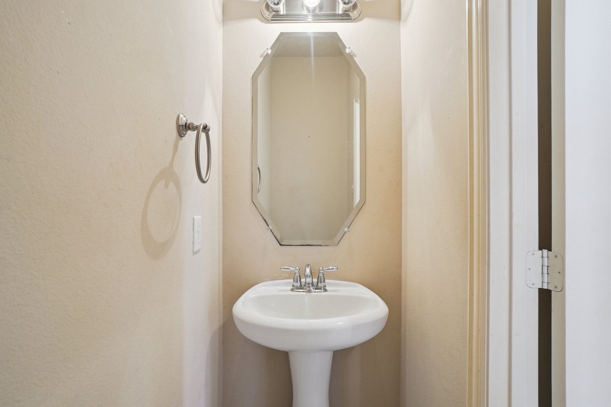 3400 Silver Creek Drive