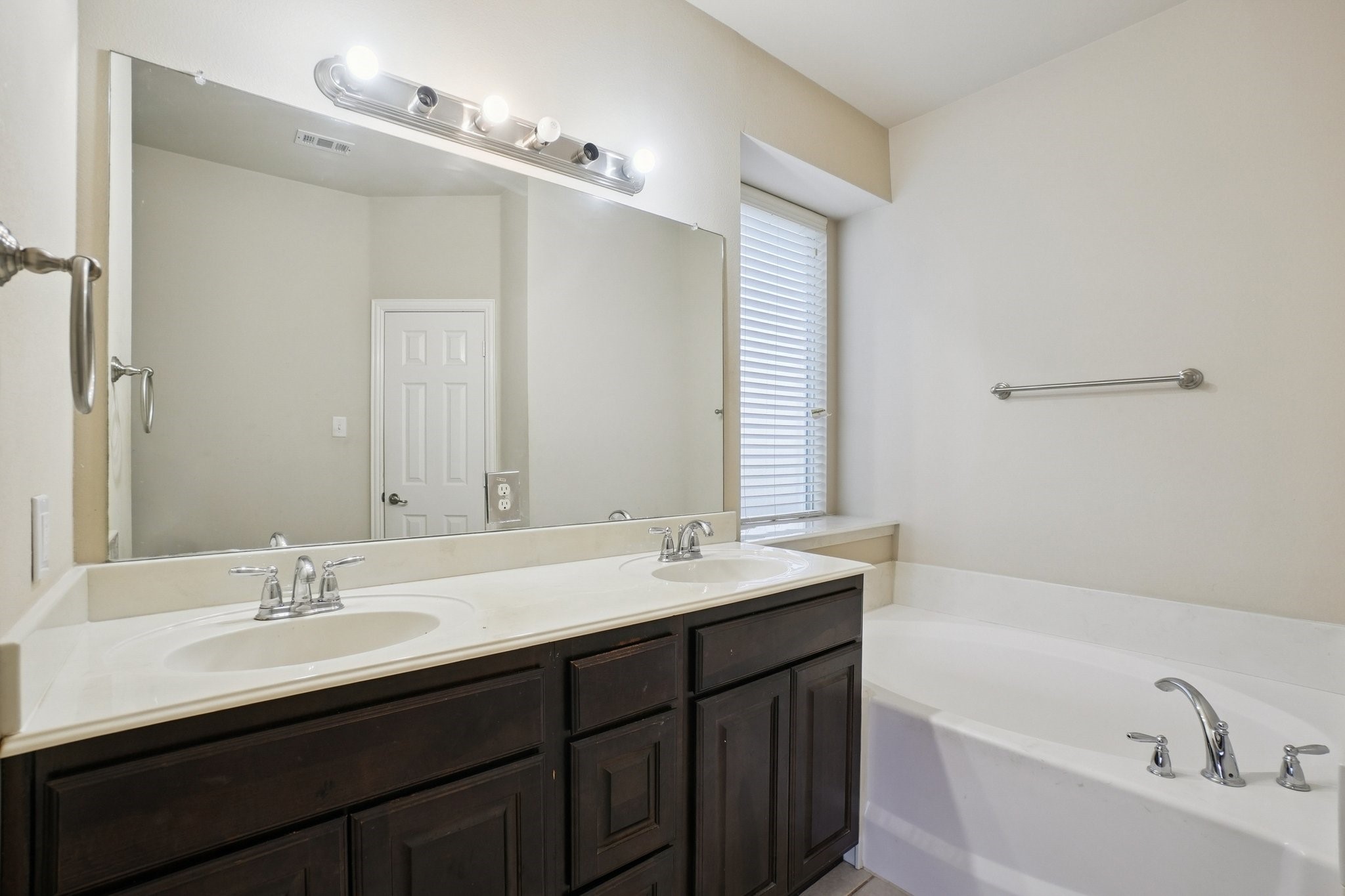 3400 Silver Creek Drive