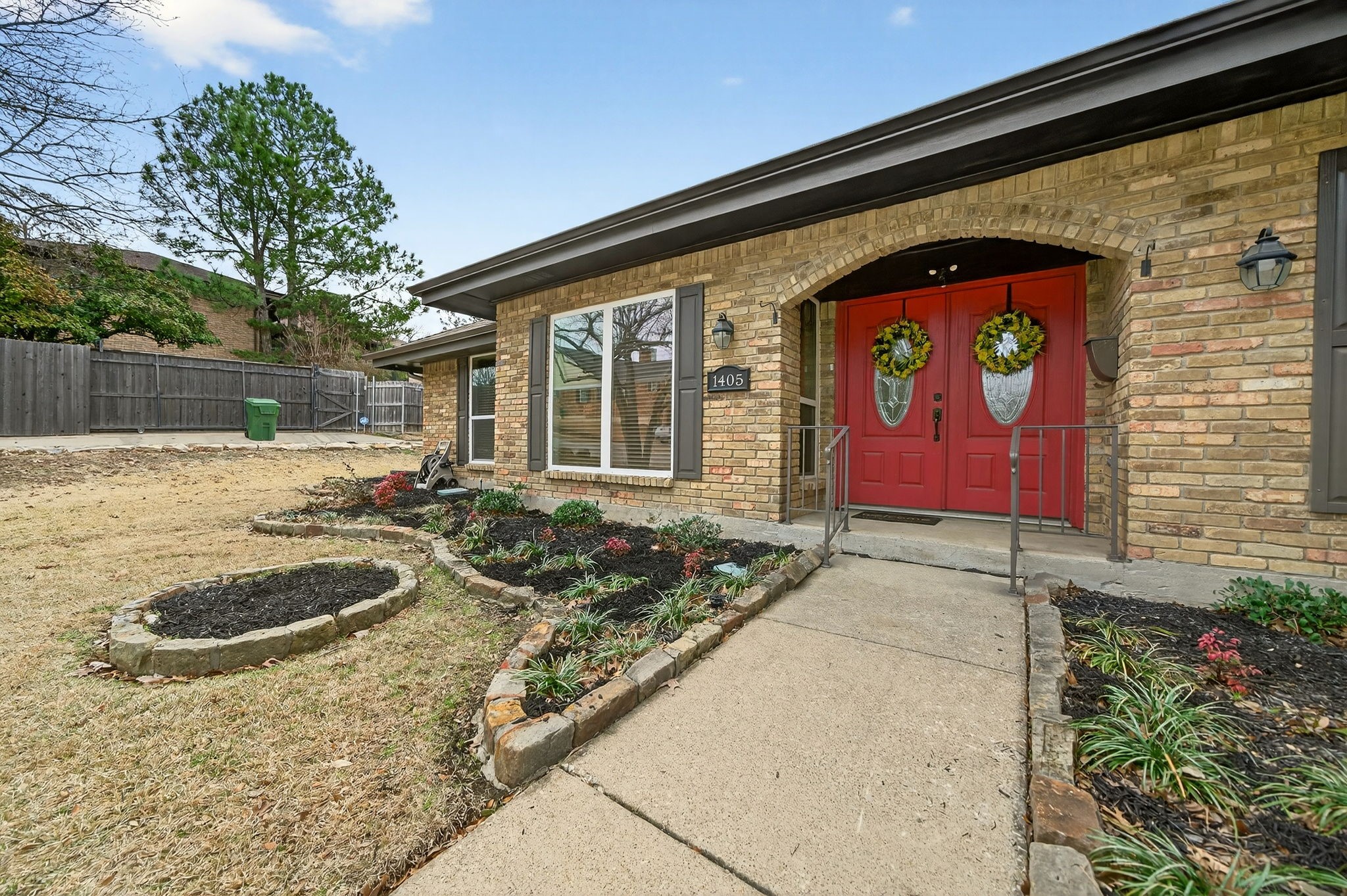 1405 Sun Valley Drive