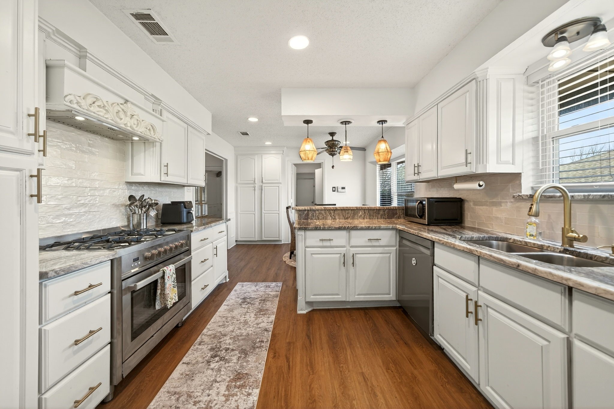 1405 Sun Valley Drive