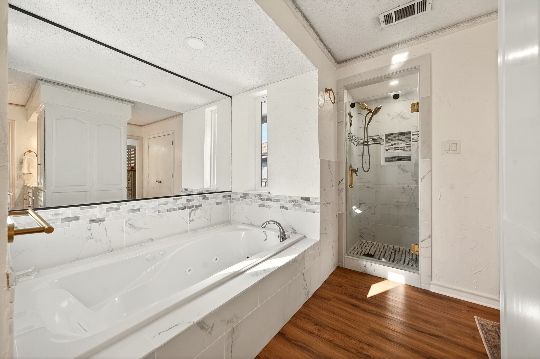 1405 Sun Valley Drive