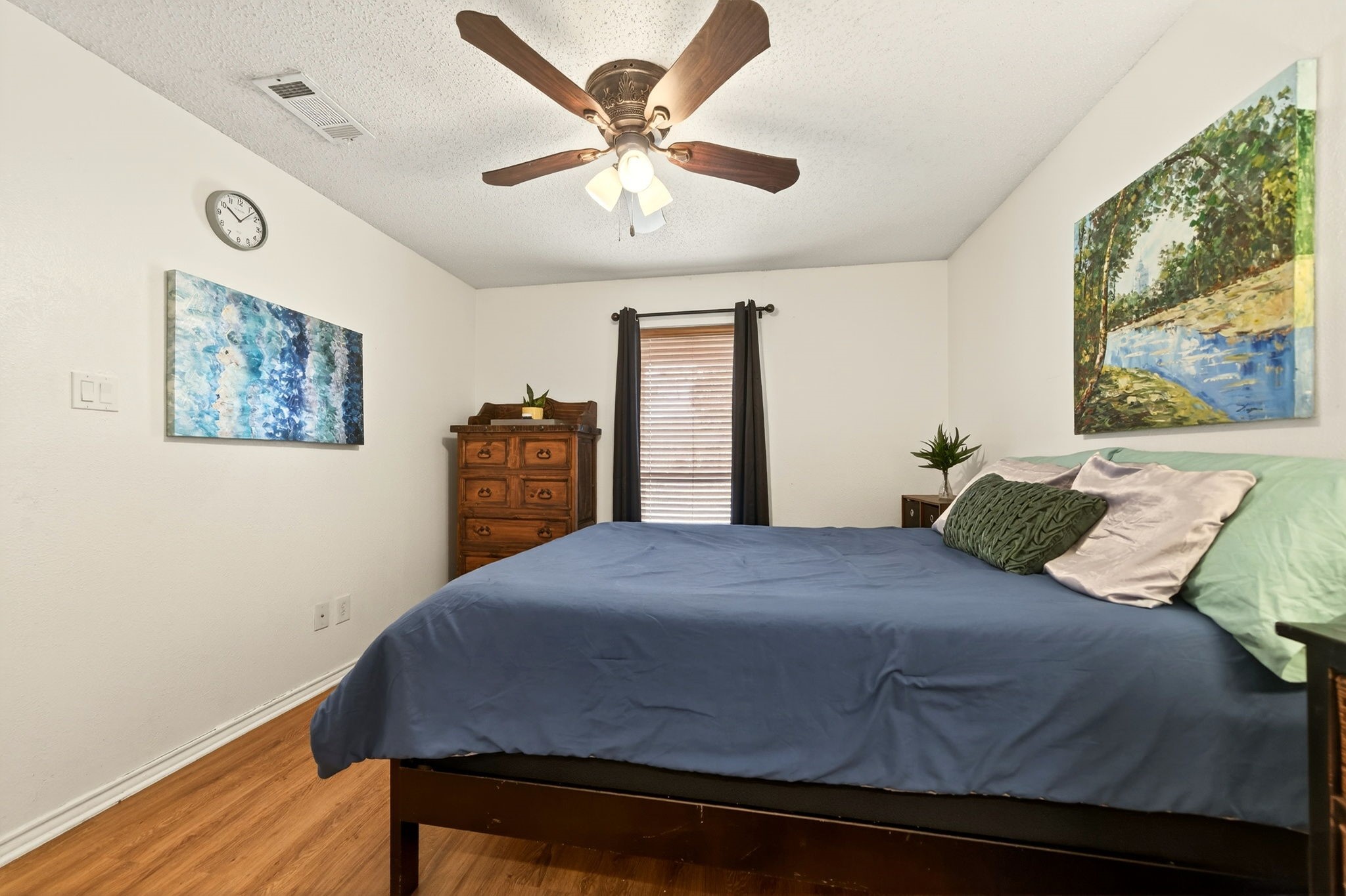 1405 Sun Valley Drive