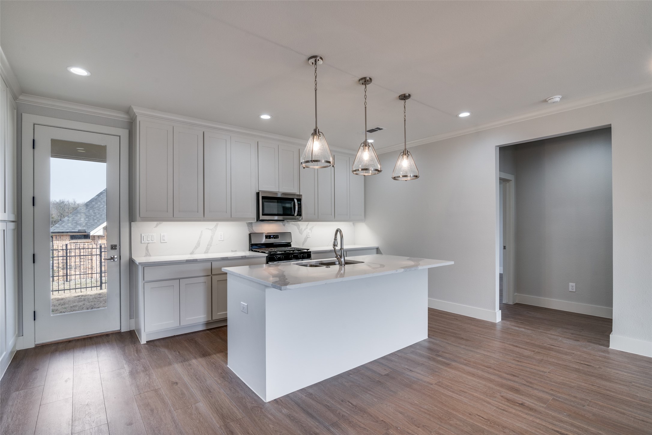 608 Prosperity Trail