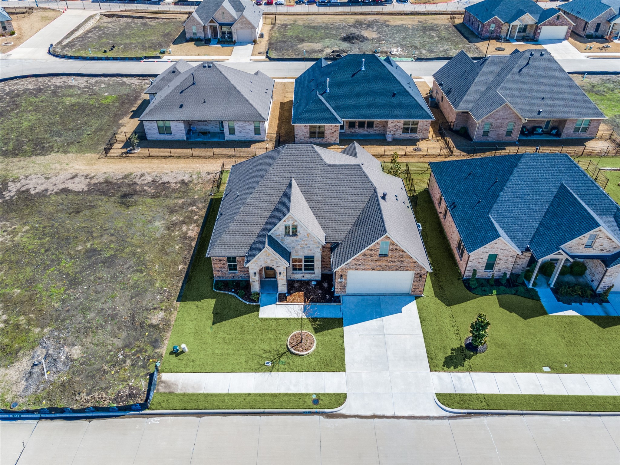 608 Prosperity Trail