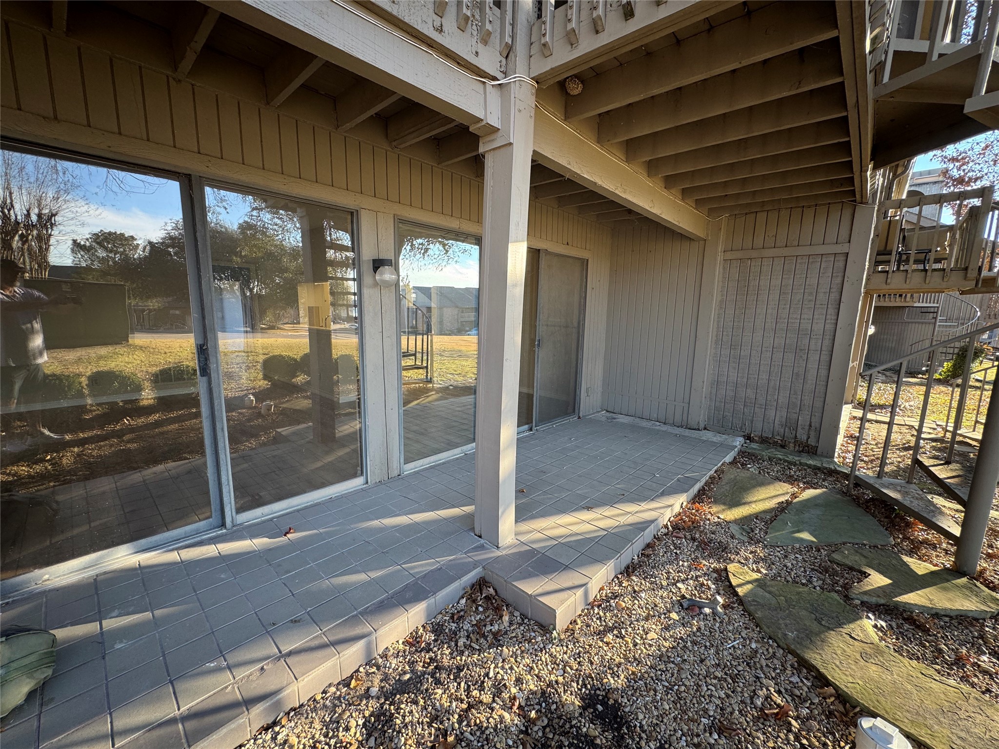 1121 Signal Ridge Place