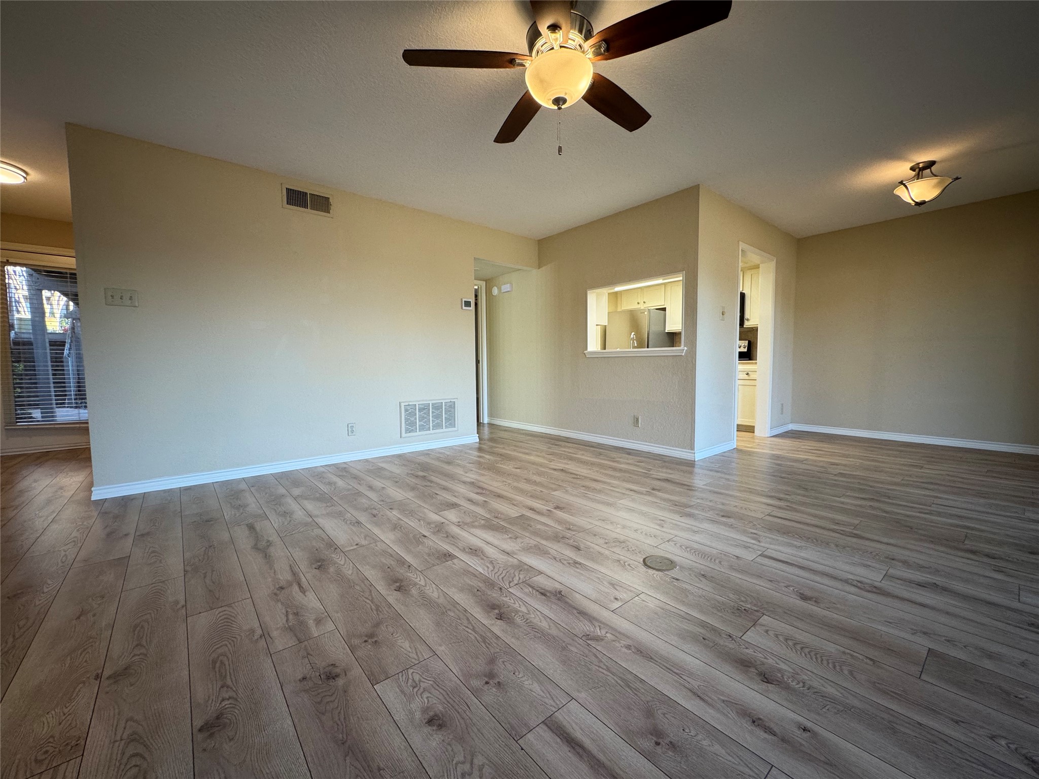 1121 Signal Ridge Place