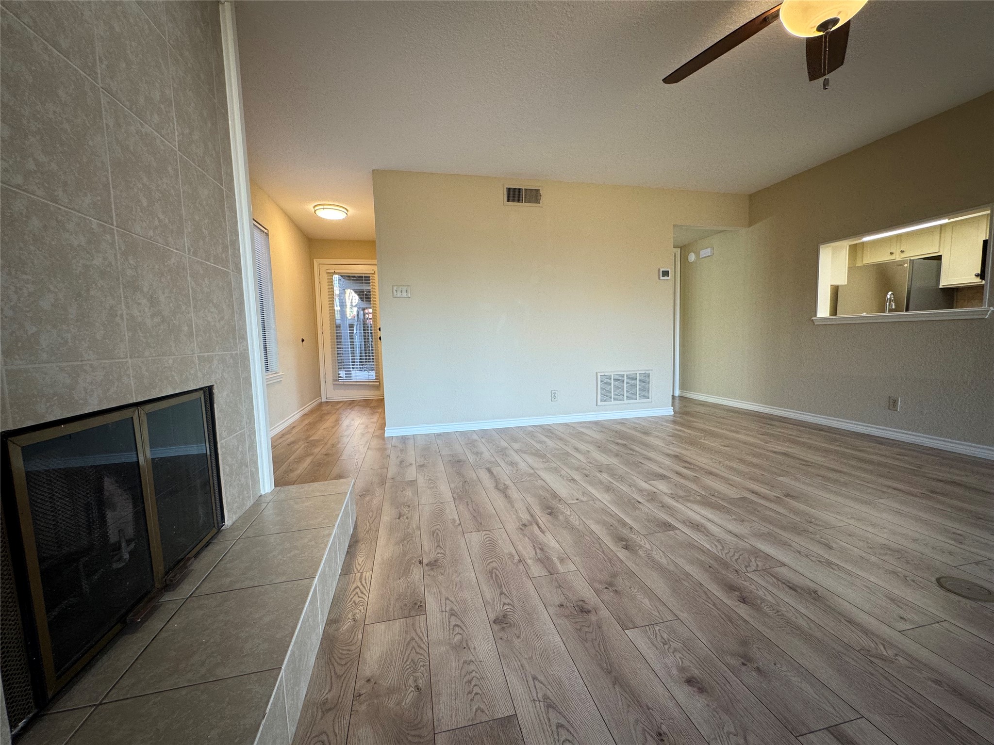 1121 Signal Ridge Place