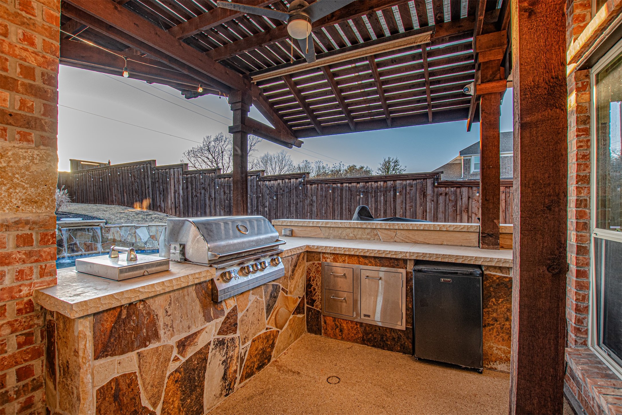 3101 Knightsbridge Lane