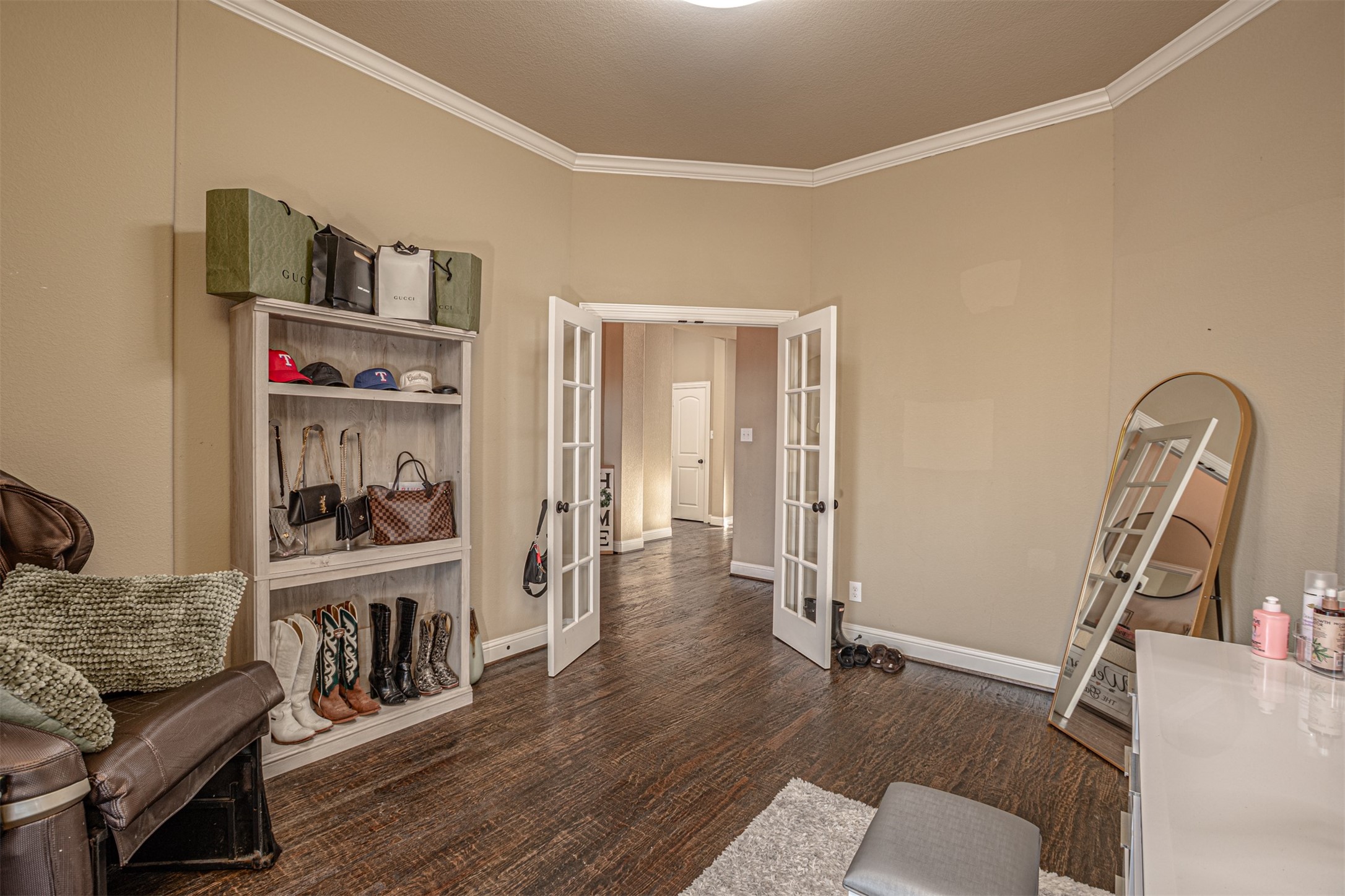 3101 Knightsbridge Lane