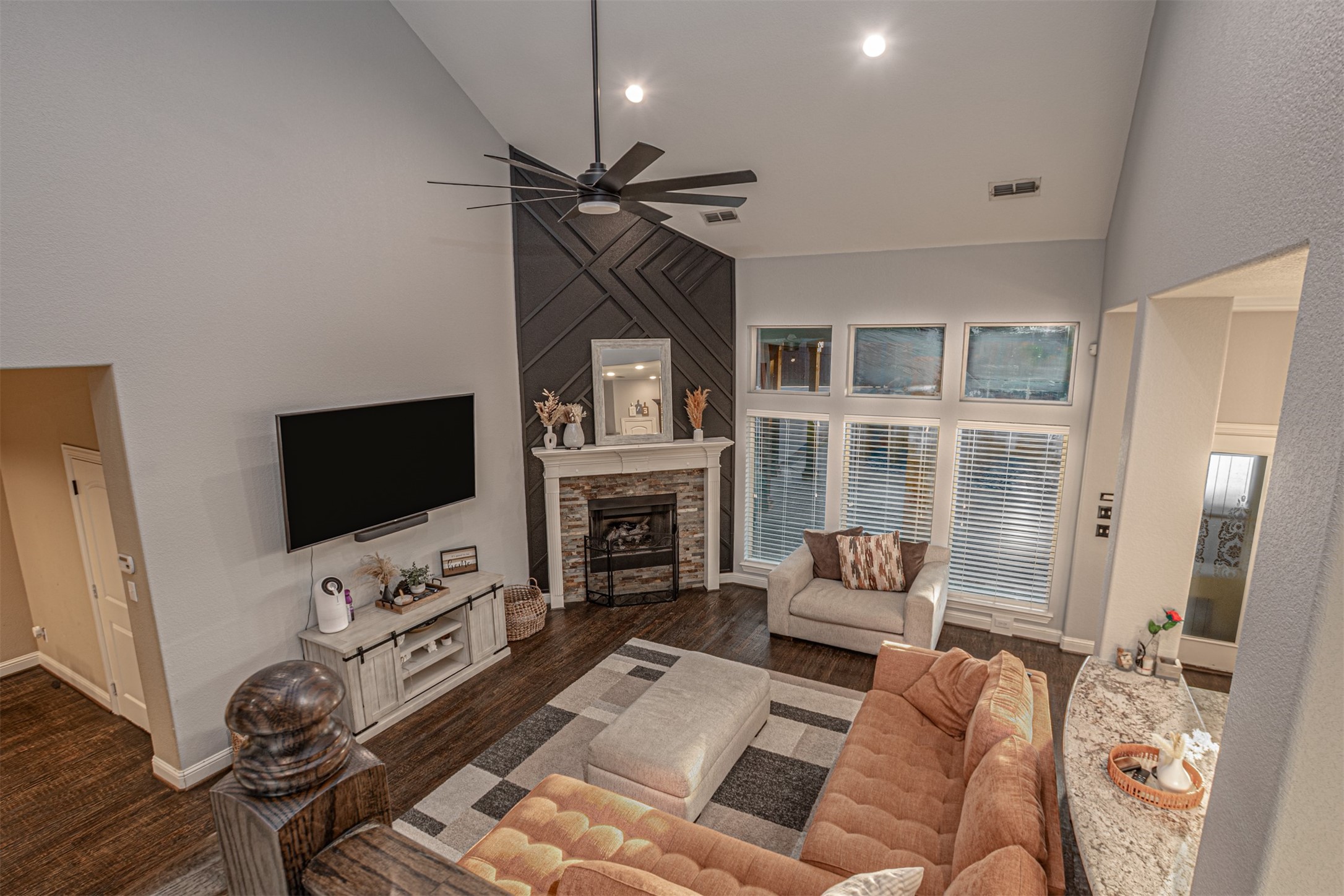 3101 Knightsbridge Lane