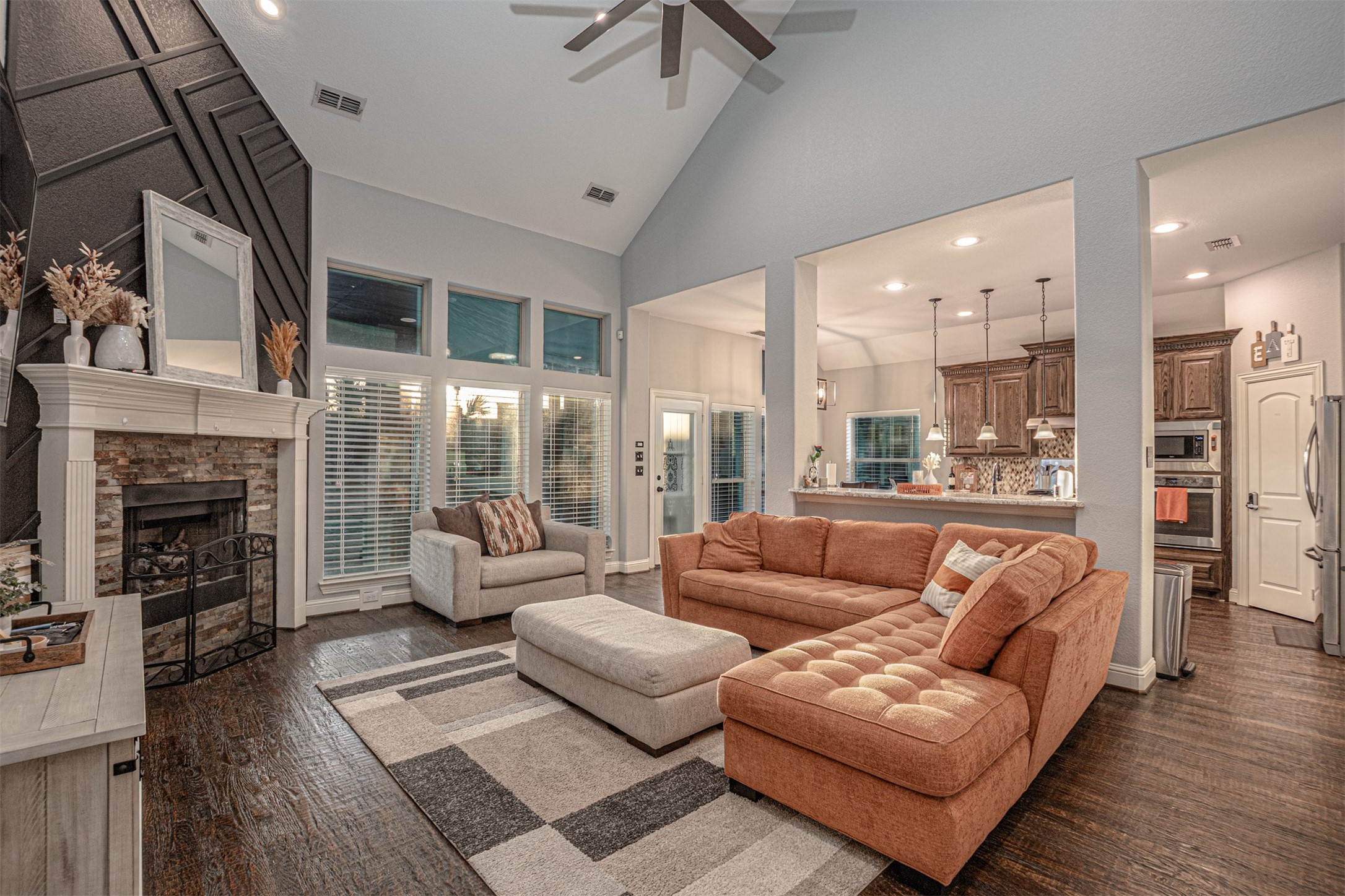 3101 Knightsbridge Lane