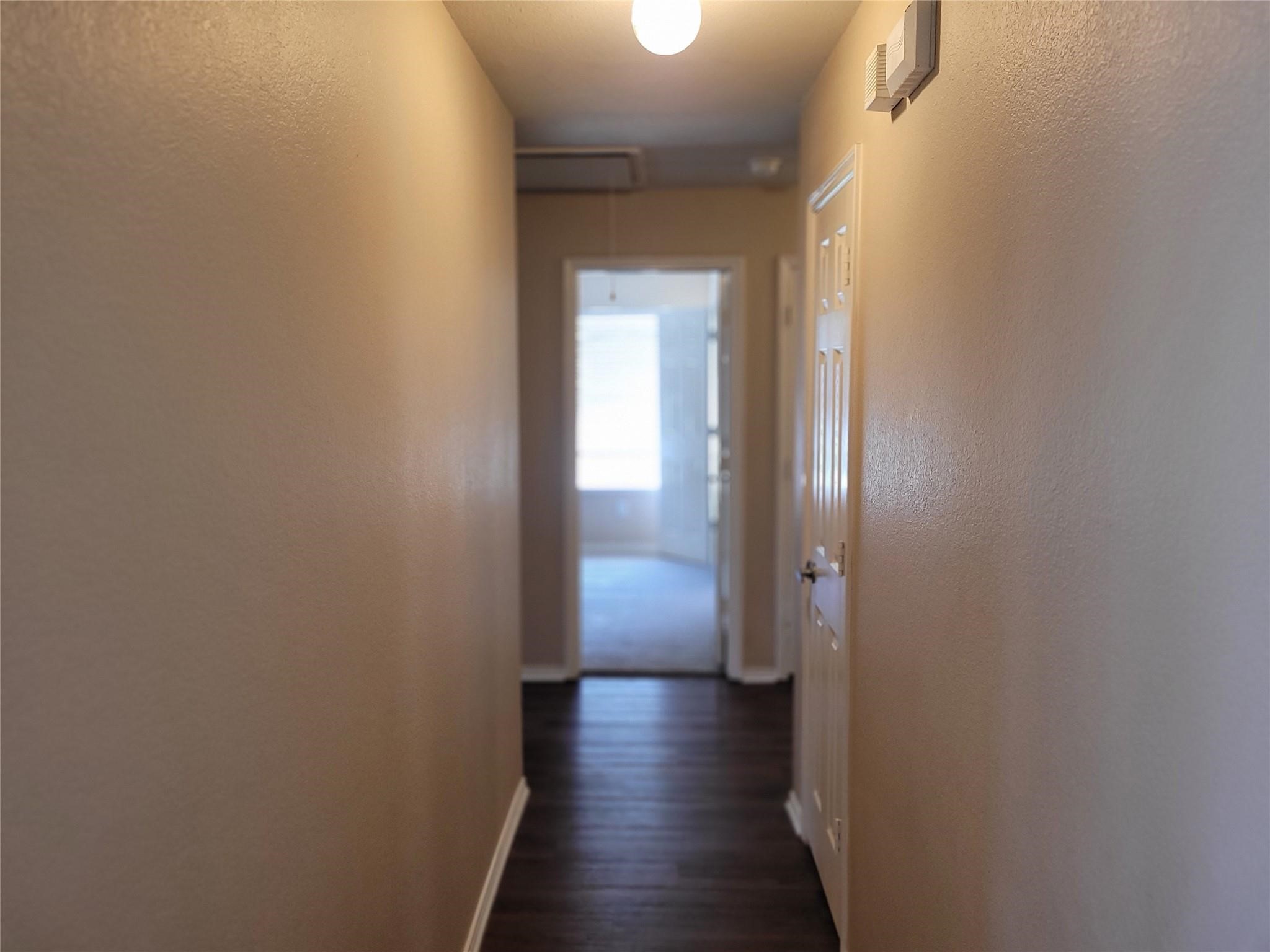 2851 Avery