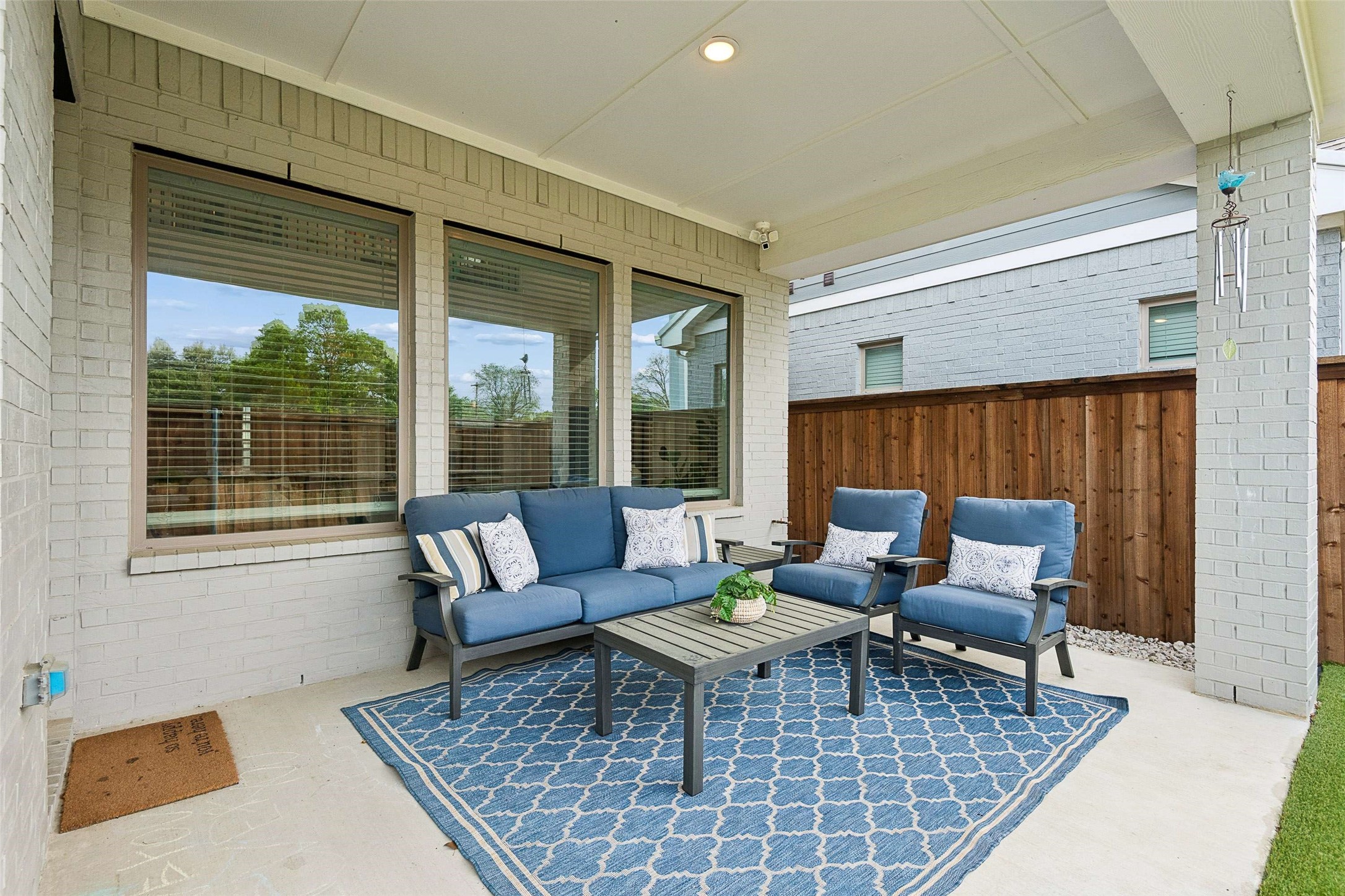 3433 Rosebud Park Lane