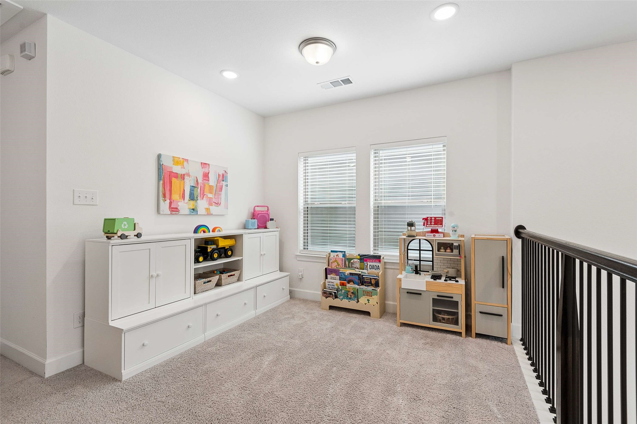 3433 Rosebud Park Lane