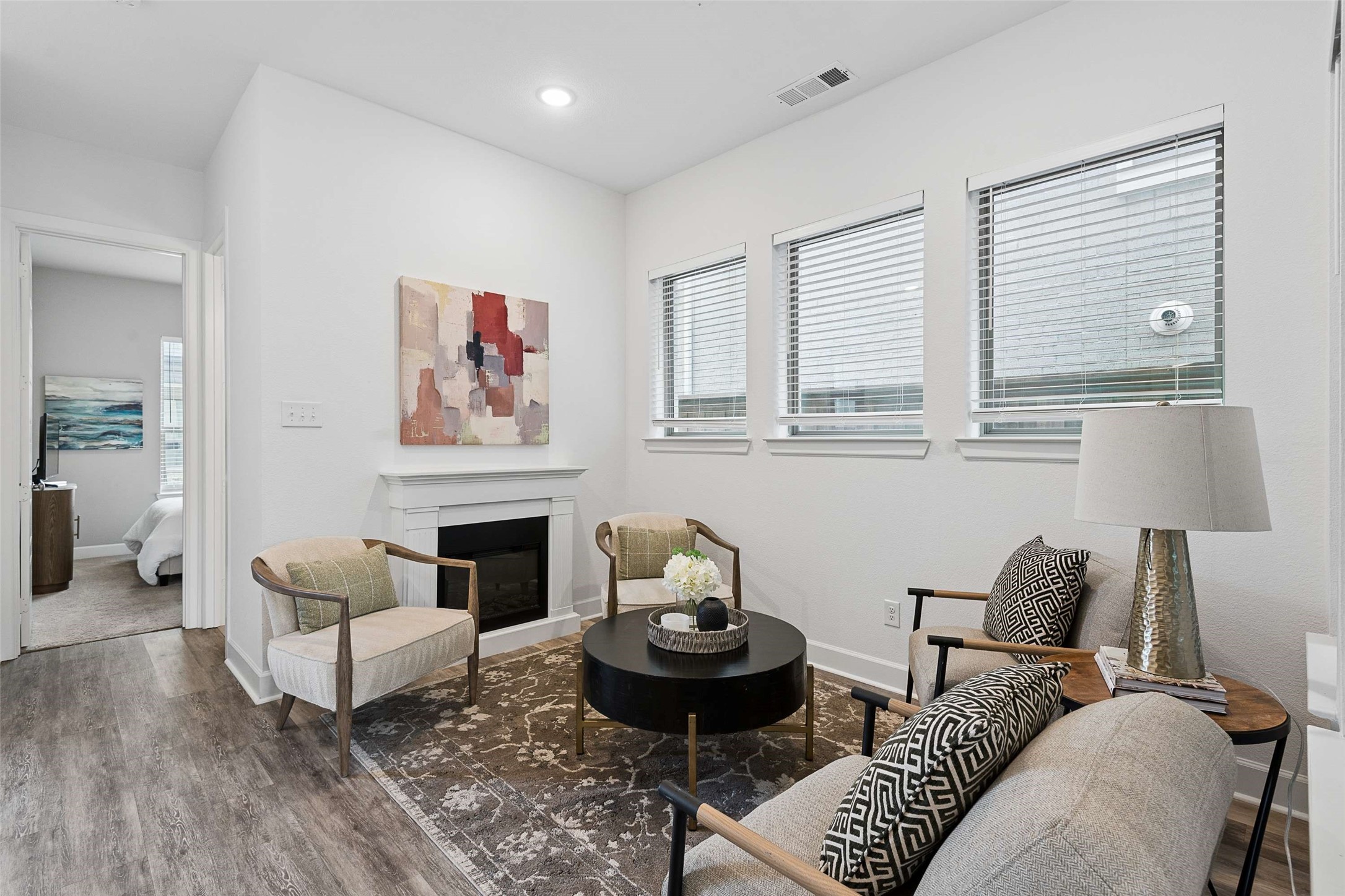 3433 Rosebud Park Lane