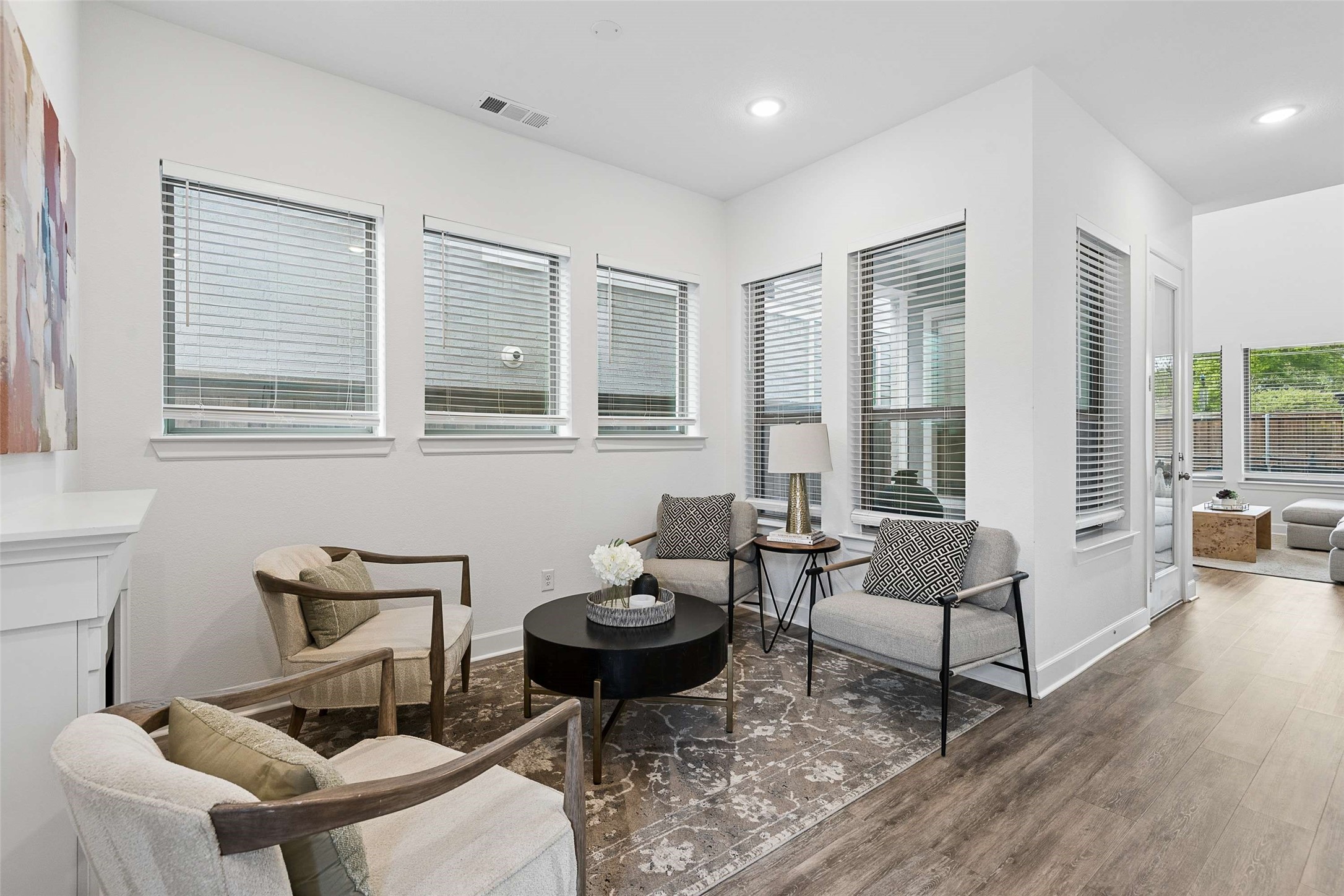 3433 Rosebud Park Lane