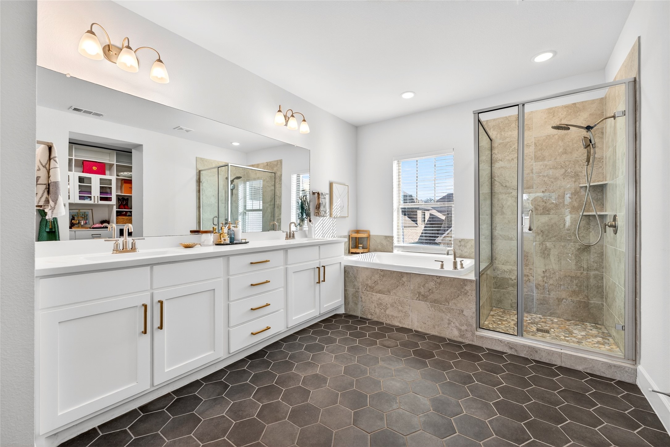 3433 Rosebud Park Lane