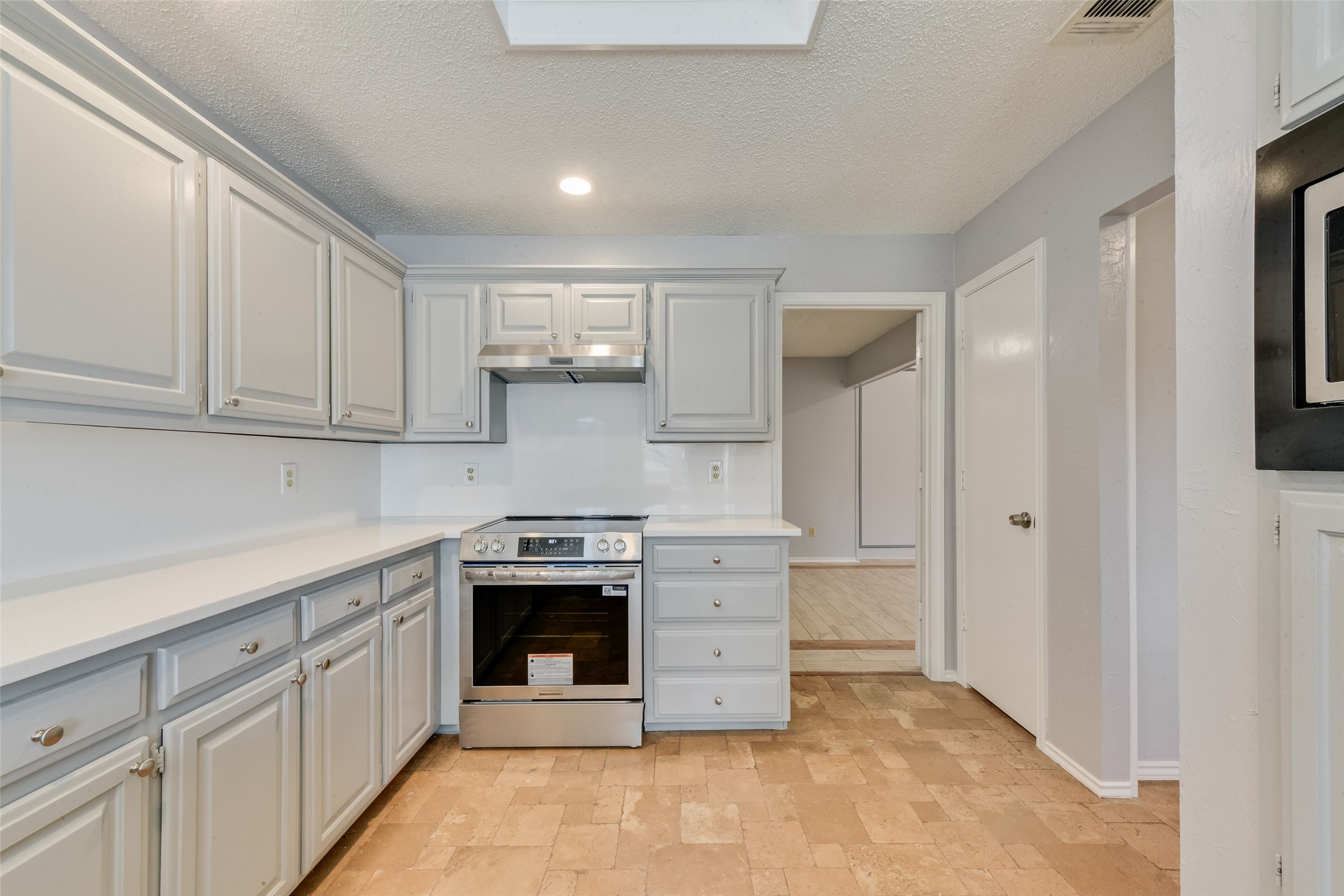 2801 Hickory Bend Drive