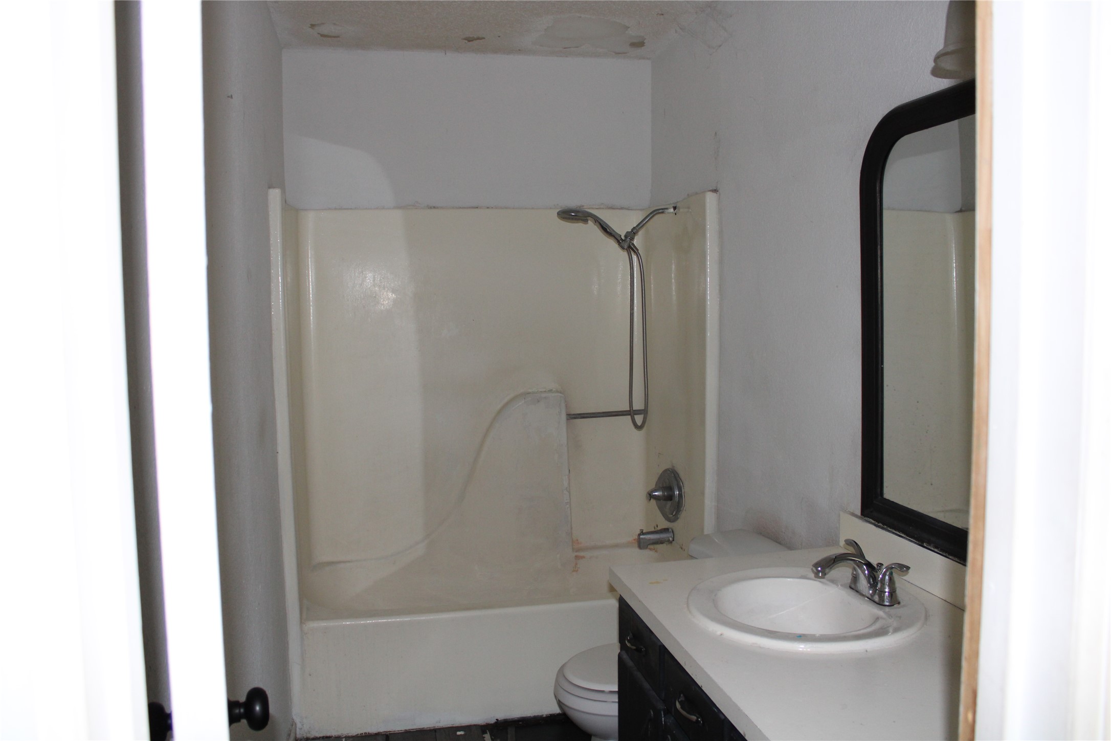 525 W Hickory Street