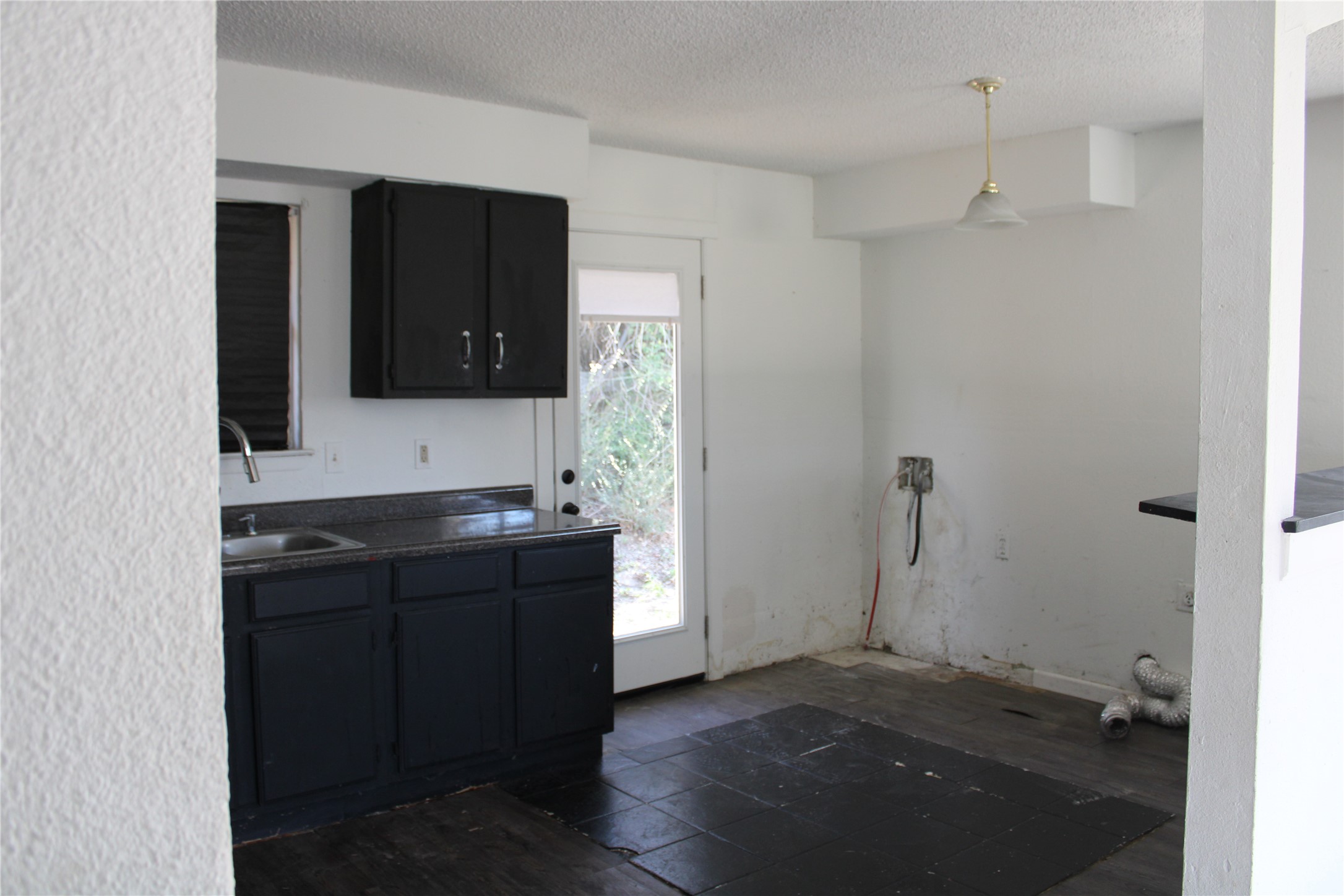 525 W Hickory Street