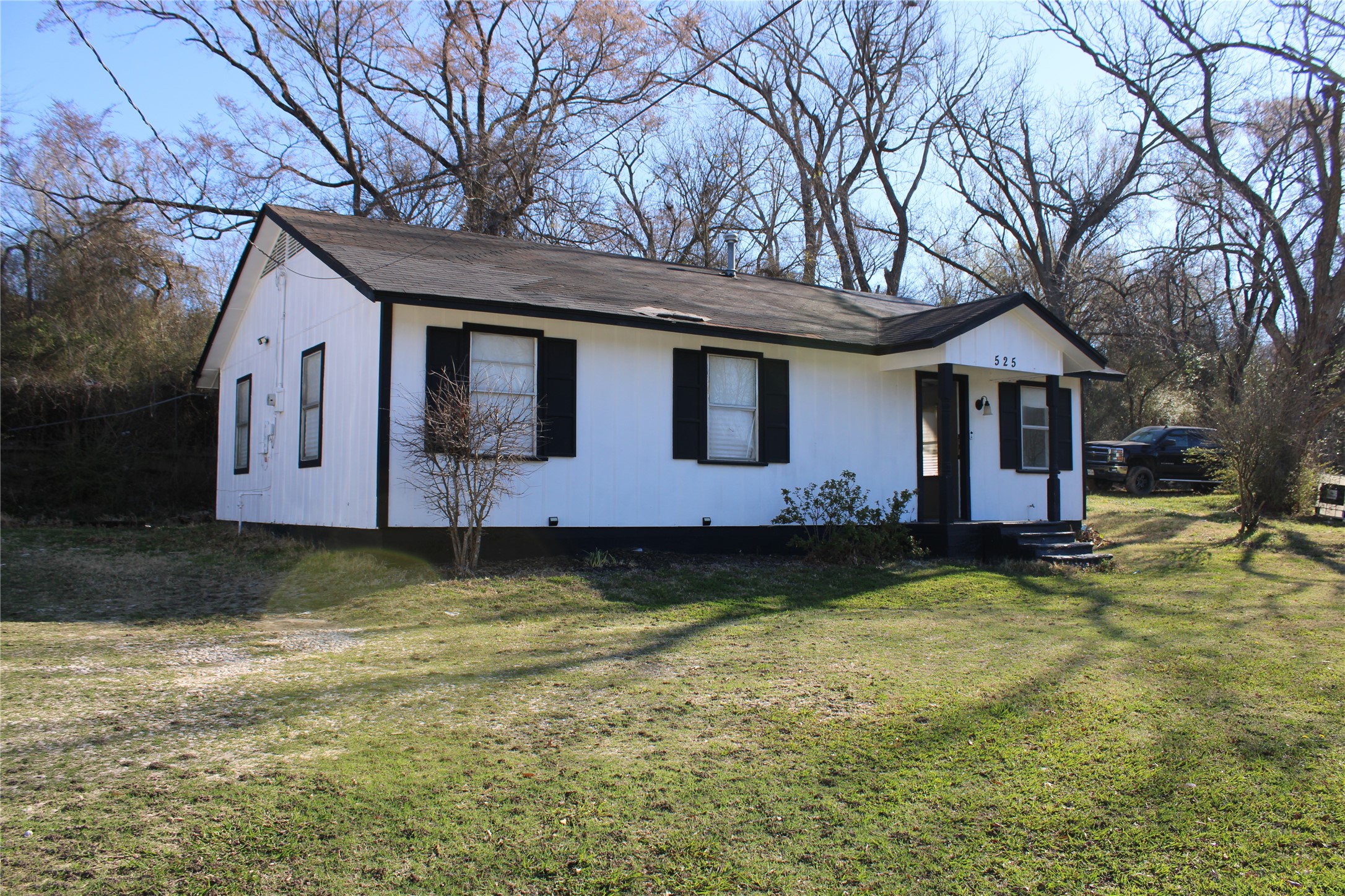 525 W Hickory Street